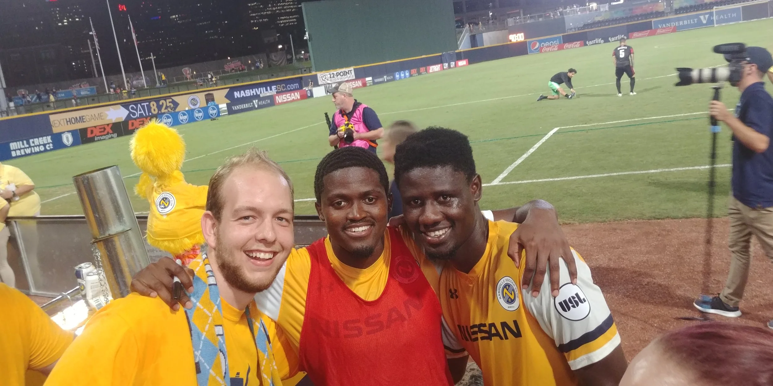 De Varennes' 2,500-mile round trip earns him Fan of the Match