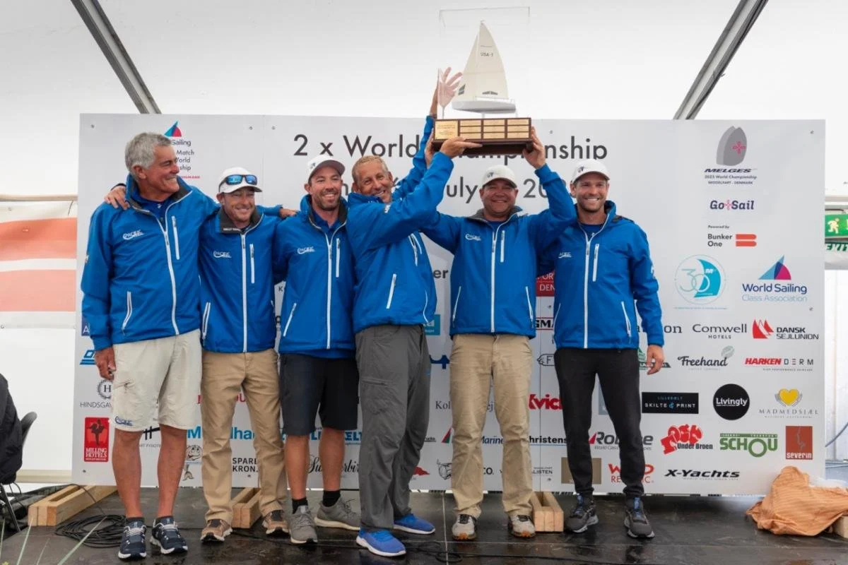 Pacific Yankee USA865 with the trophy.jpeg