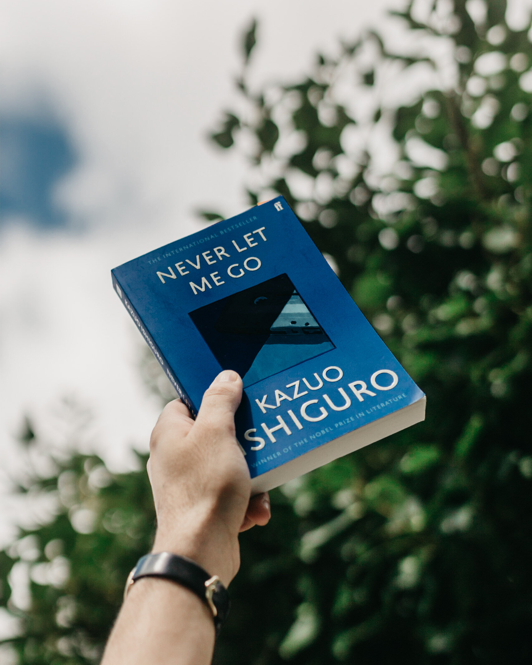 Never Let Me Go - Kazuo Ishiguro [Review]