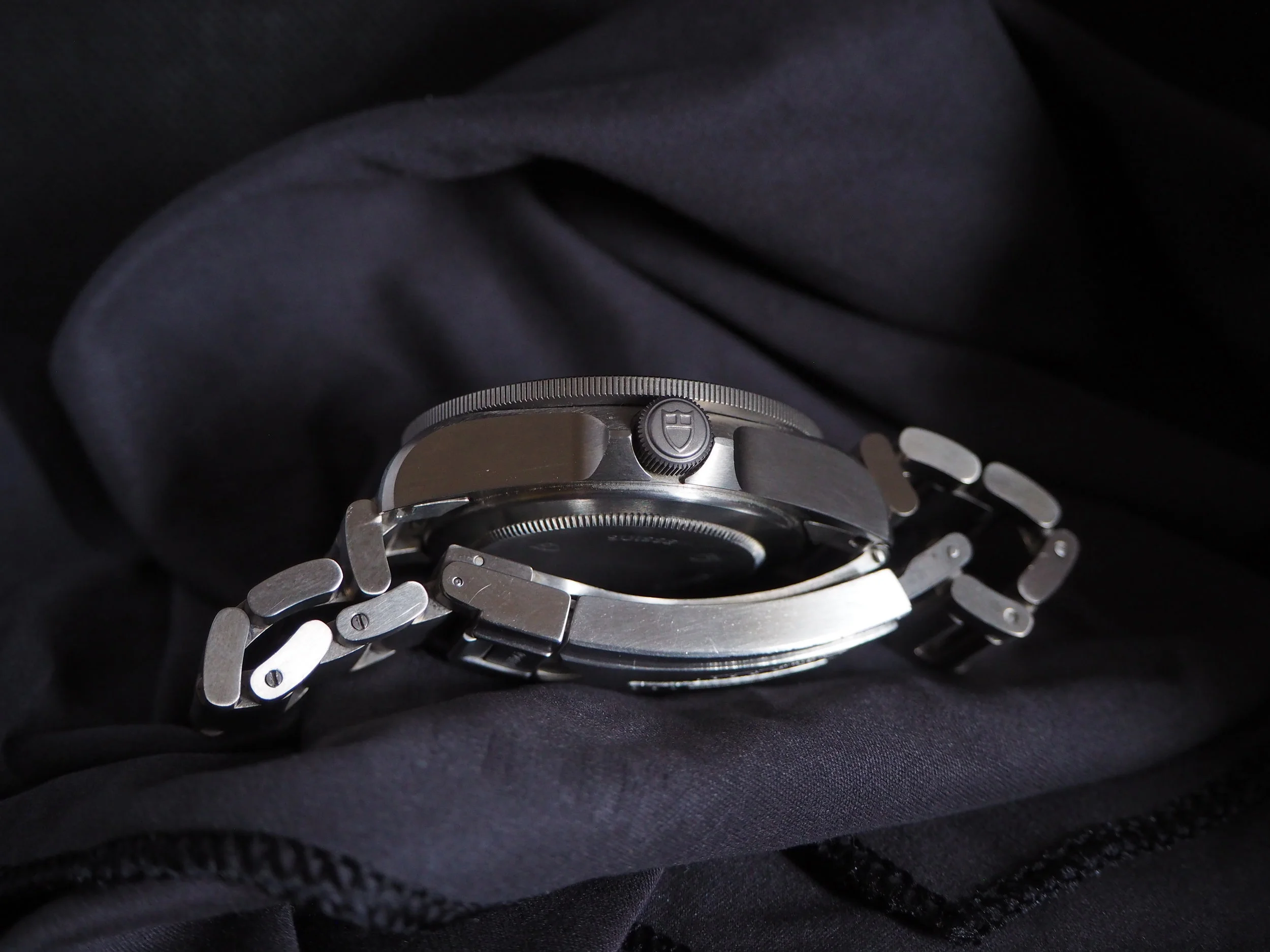 Tudor Pelagos 2-liner - side