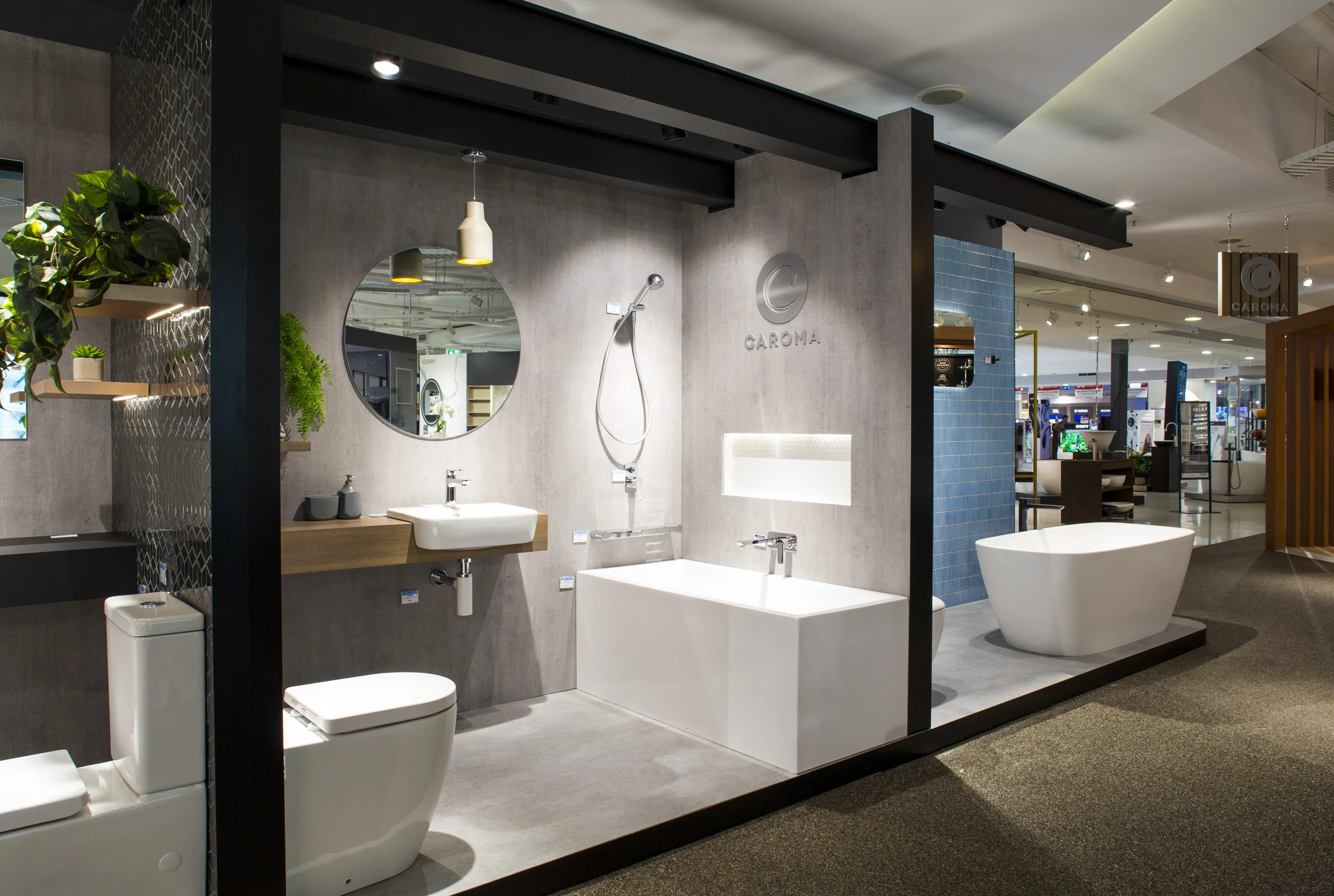 190322 mackintosh-photo-displaywise-inet_04.jpg