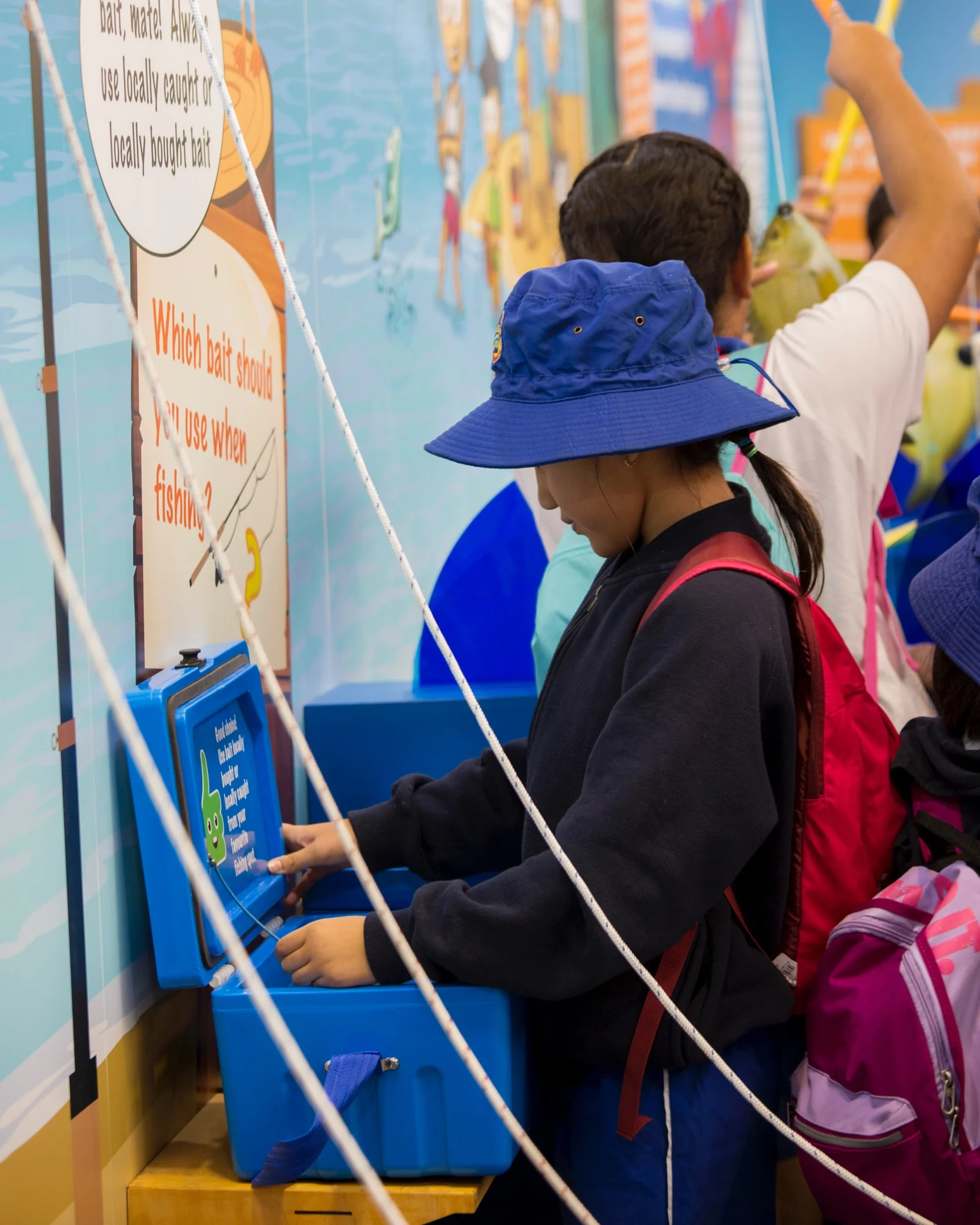 190411 mackintosh_photo_displaywise_dpi_03.jpg