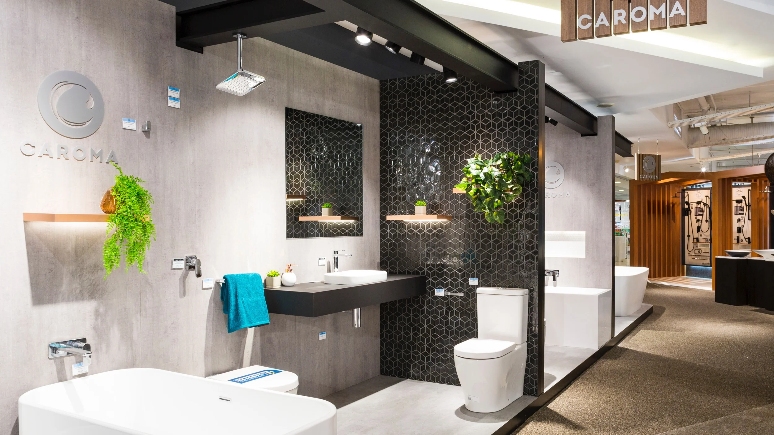 190322+mackintosh-photo-displaywise-inet_06.jpg