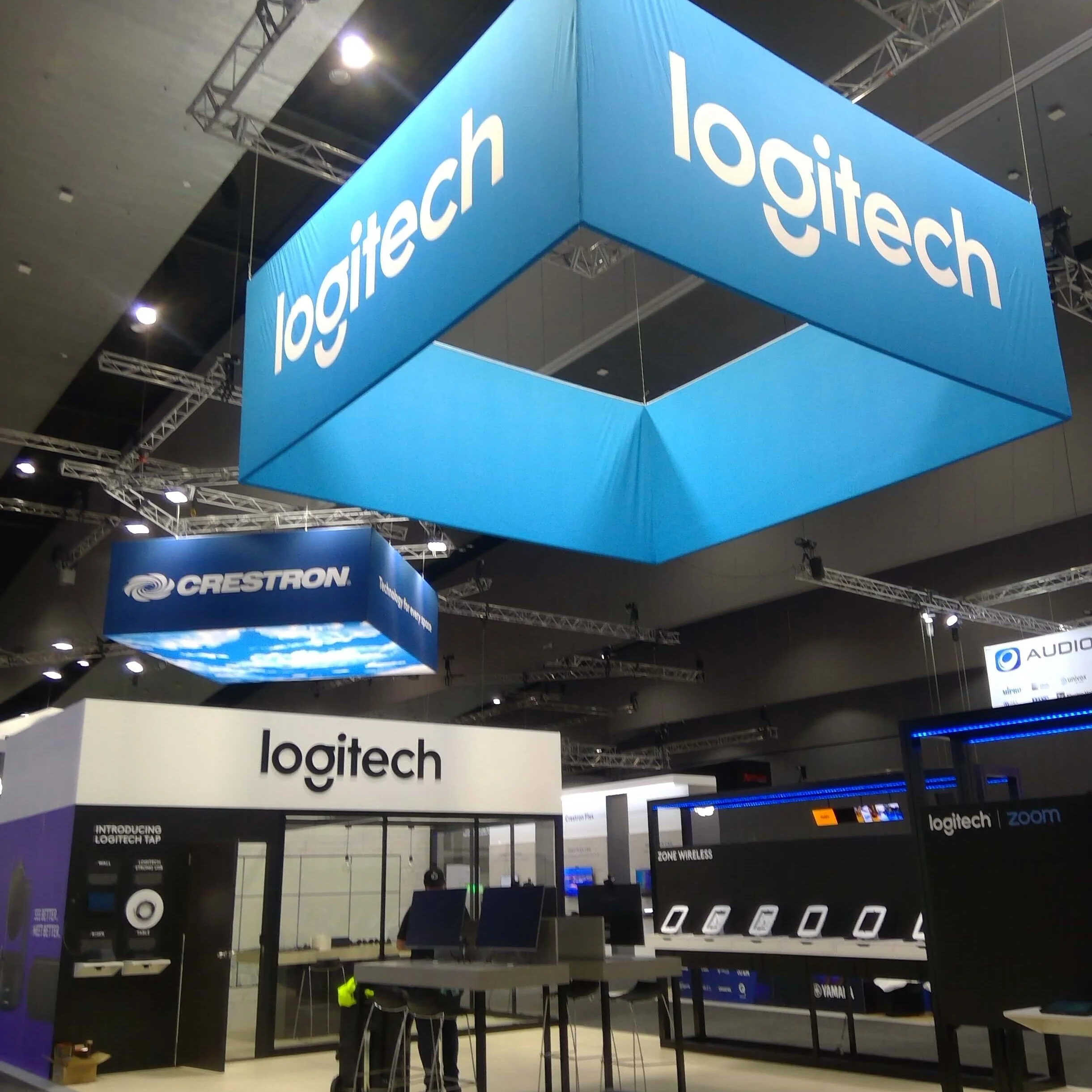CASE STUDY // MODERN REPLICA FOR LOGITECH AT INTEGRATE 2019