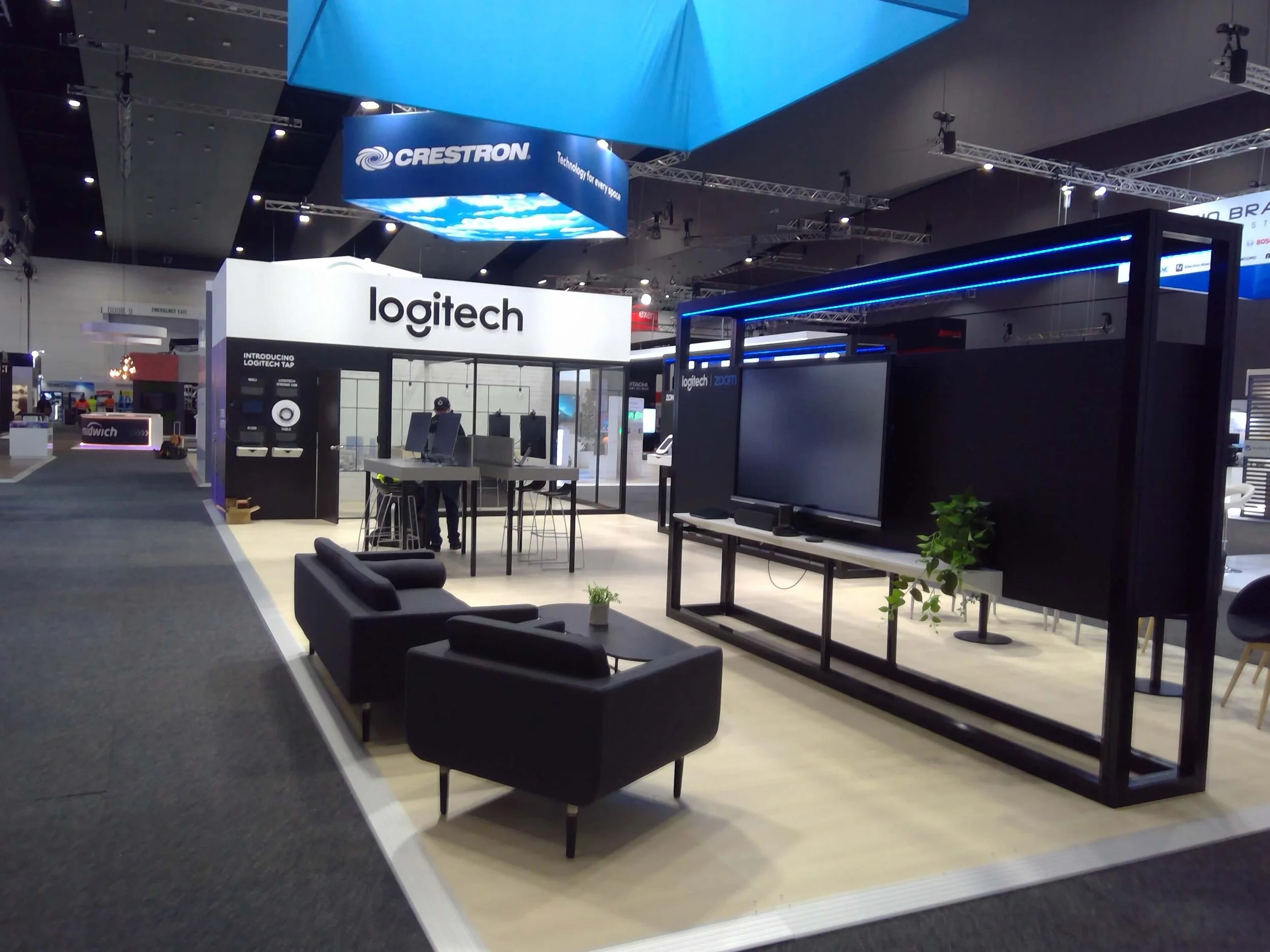 Logitech_Integrate_exhibition.jpg