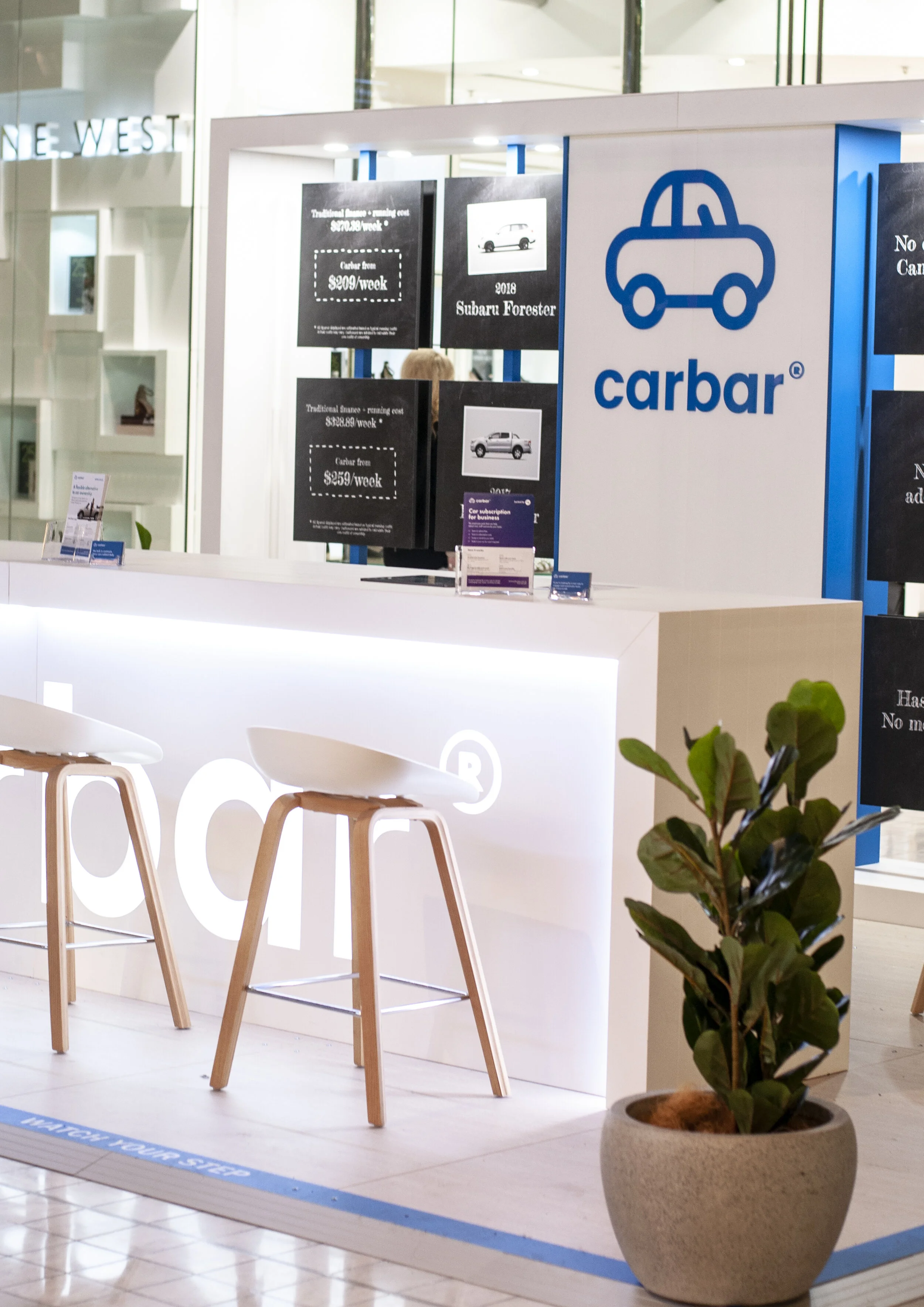 DisplayWise-Sydney-retail-Activation-Build-CarBar_12.jpg