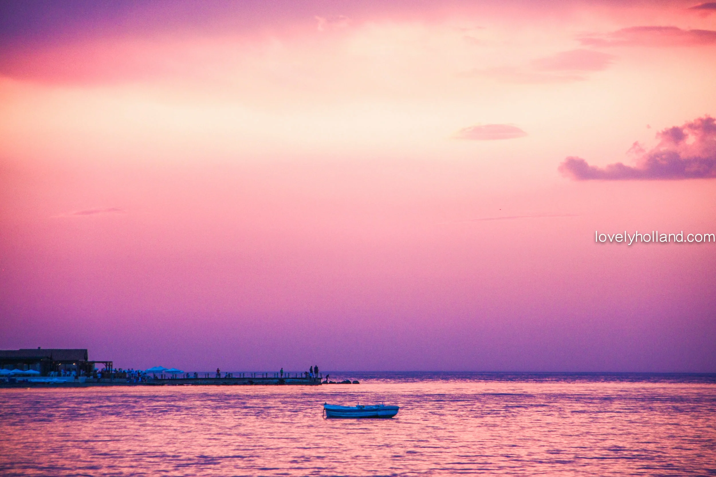 飯店附近看出去的夢幻夕陽