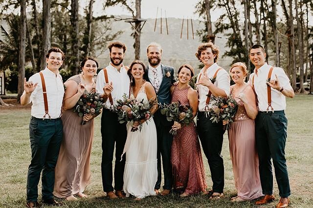Major 🤙s to this gorgeous wedding party (and palate!) ... continuing our floral features this week with these beautiful boho bouquets.
📷 x @laurendixonphoto