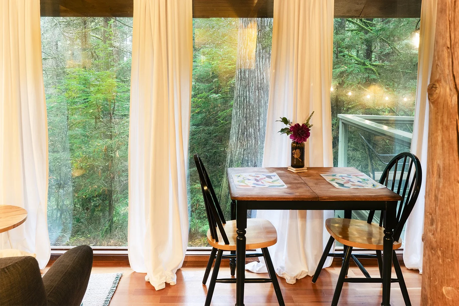 Ariana Flynn Airbnb Photography Fraser Valley (7).jpg