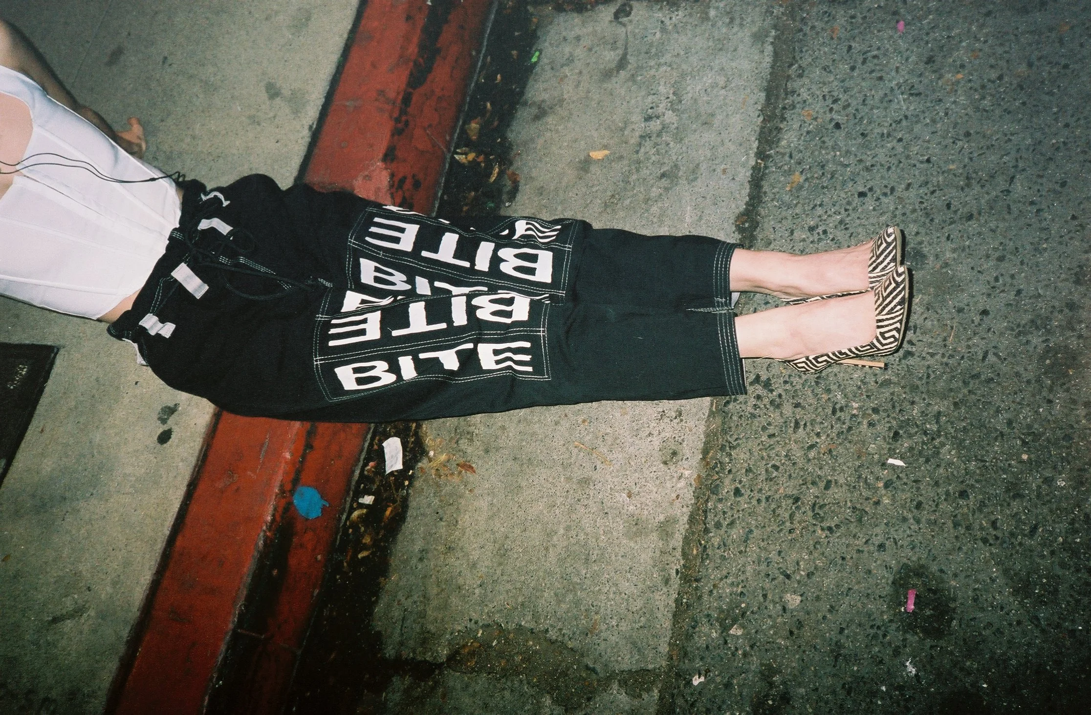 BAD_DOG_LA_ZOE_ZAG_LOS_ANGELES_2.jpg