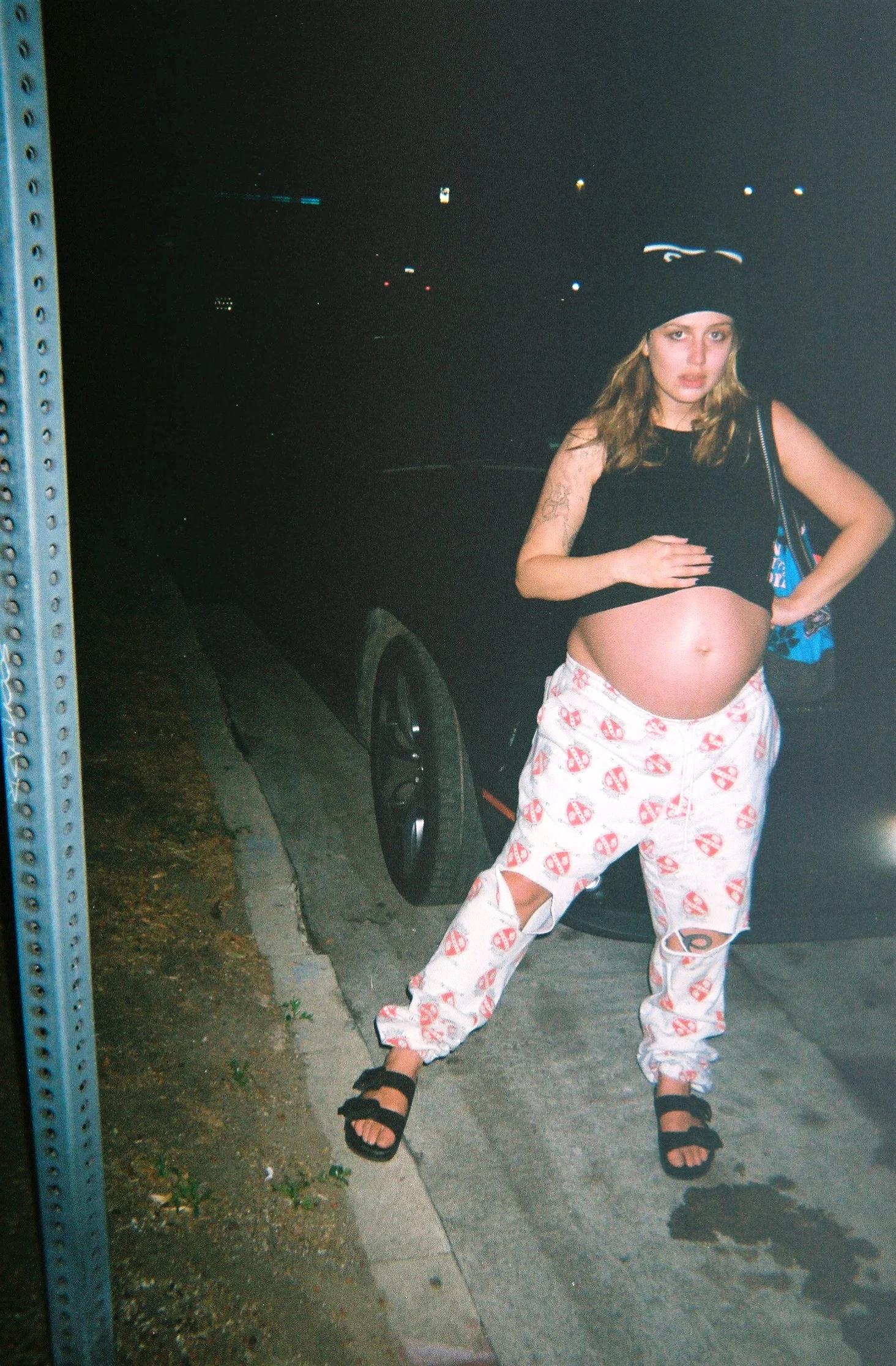 BAD_DOG_LA_ZOE_ZAG_LOS_ANGELES_fs.jpg