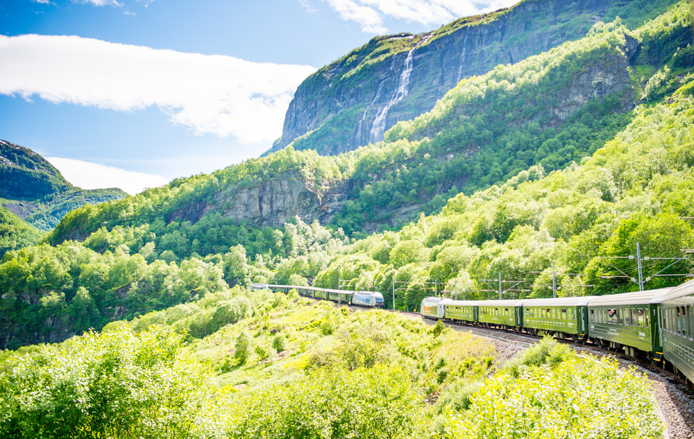sverrehjornevik.com/Flåm AS