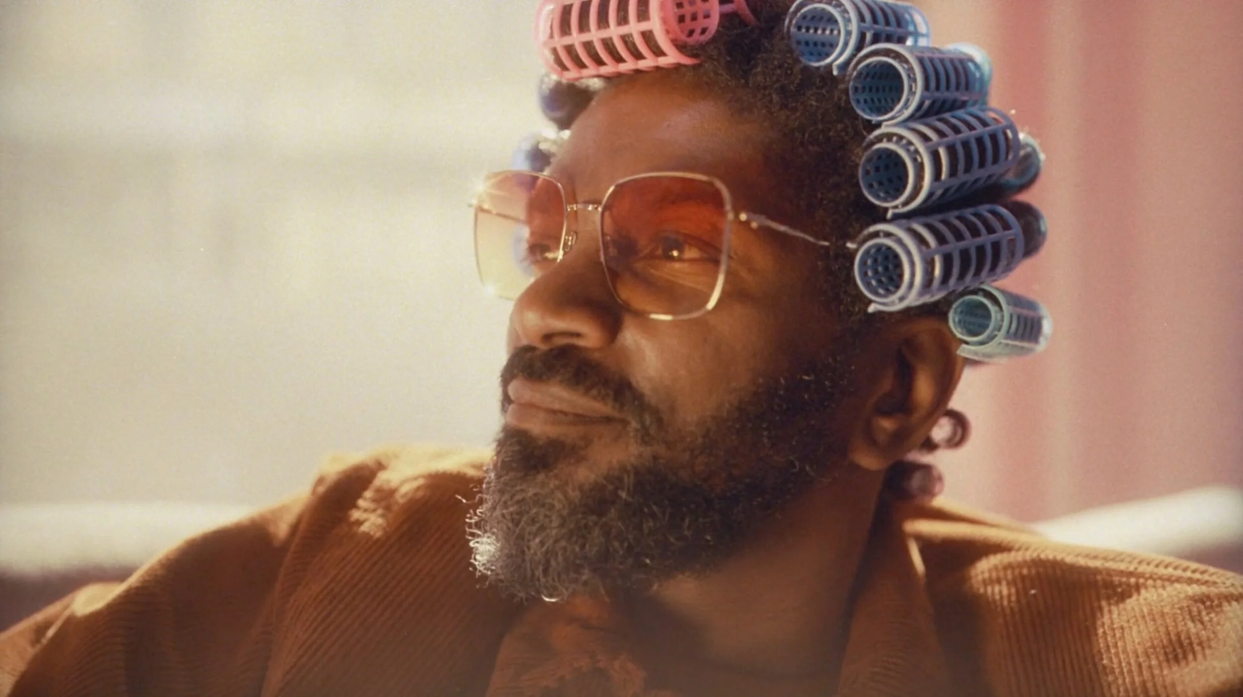 DIET COKE / DIR. AUTUMN DE WILDE / PROD CO. ANONYMOUS CONTENT