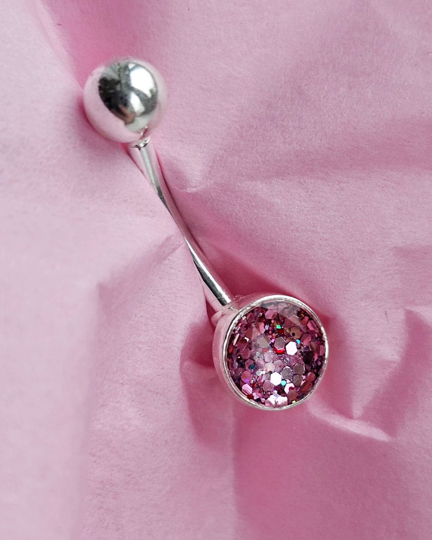 Sterling Silver navel piercing bar 💕 look at that Sparkle 💕 dm for info xXx