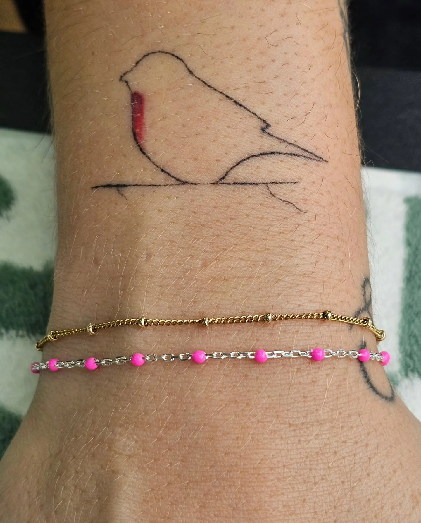 *Permanent Jewellery* so beautiful, so delicate, so adorable, so lovely!!!! Thank~You 🙌🏻🩷✨️