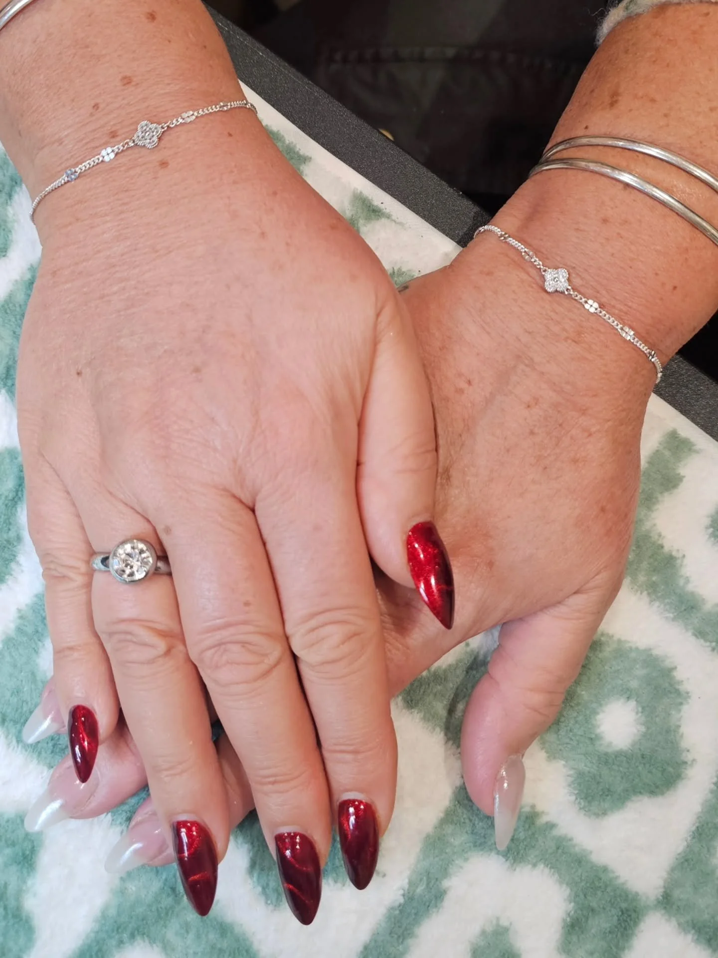 'SISTERS' ❤️❤️ Thank You ladies xxxx absolutely in awe of the 'Van Cleef &amp; Arpels' inspired, clover chain complemented beautifully with the crystal set clover connecting charm 🙌🏻