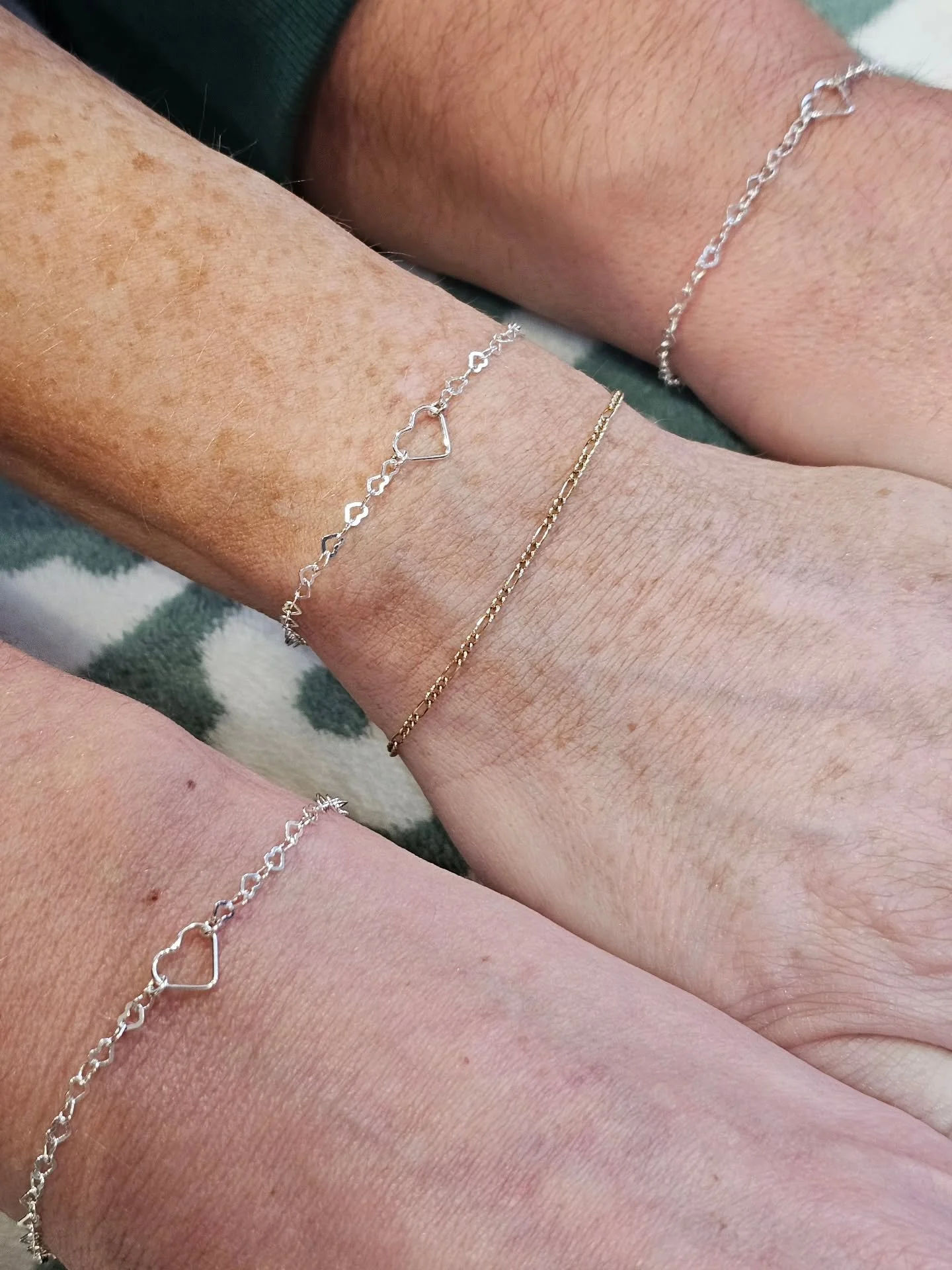 Hearts on Hearts 💕 what a beautiful Christmas present for a lovely set of friends 💕 thank you ladies xXx