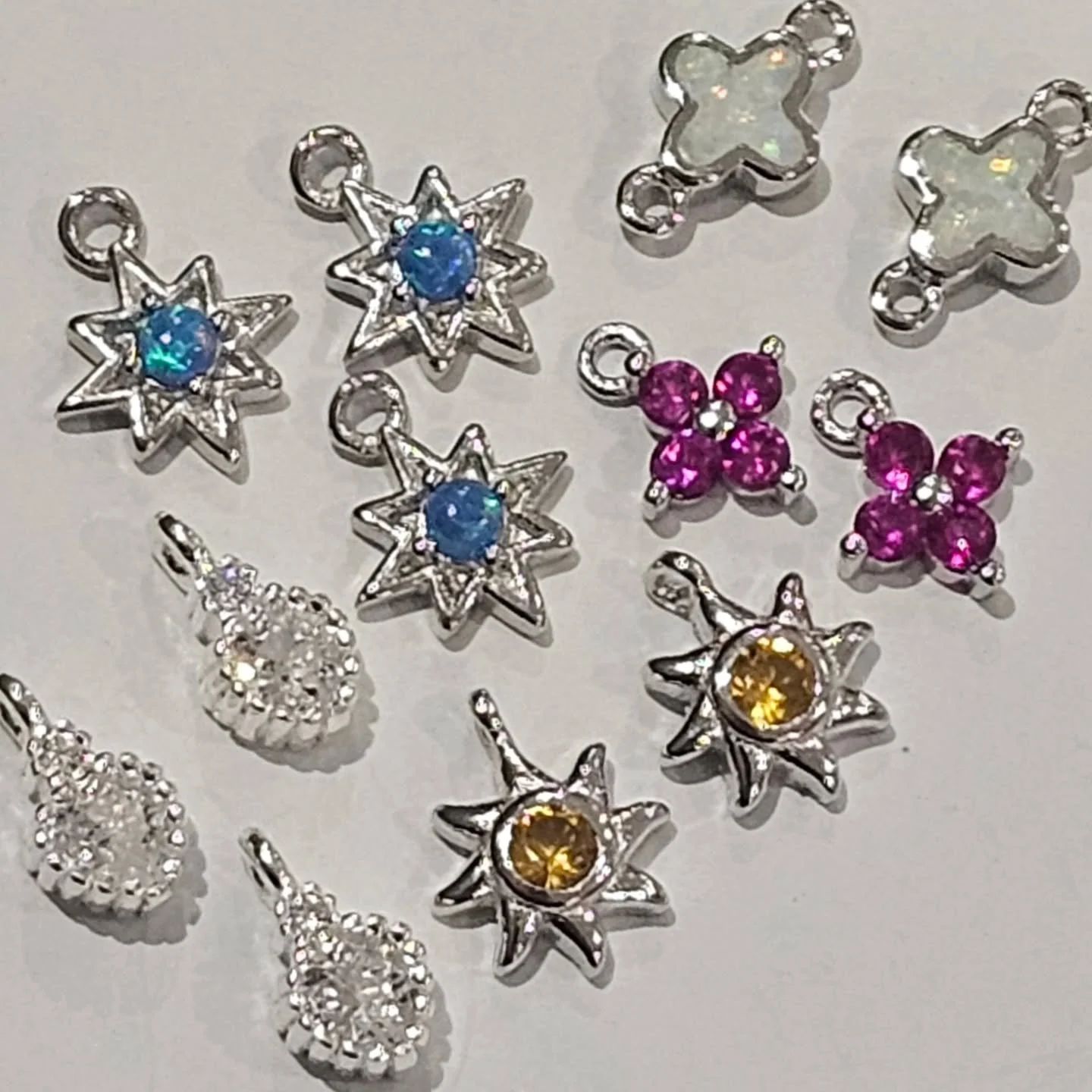 New Charm Day ✨️ a stunning accessory for a permanent piece ✨️