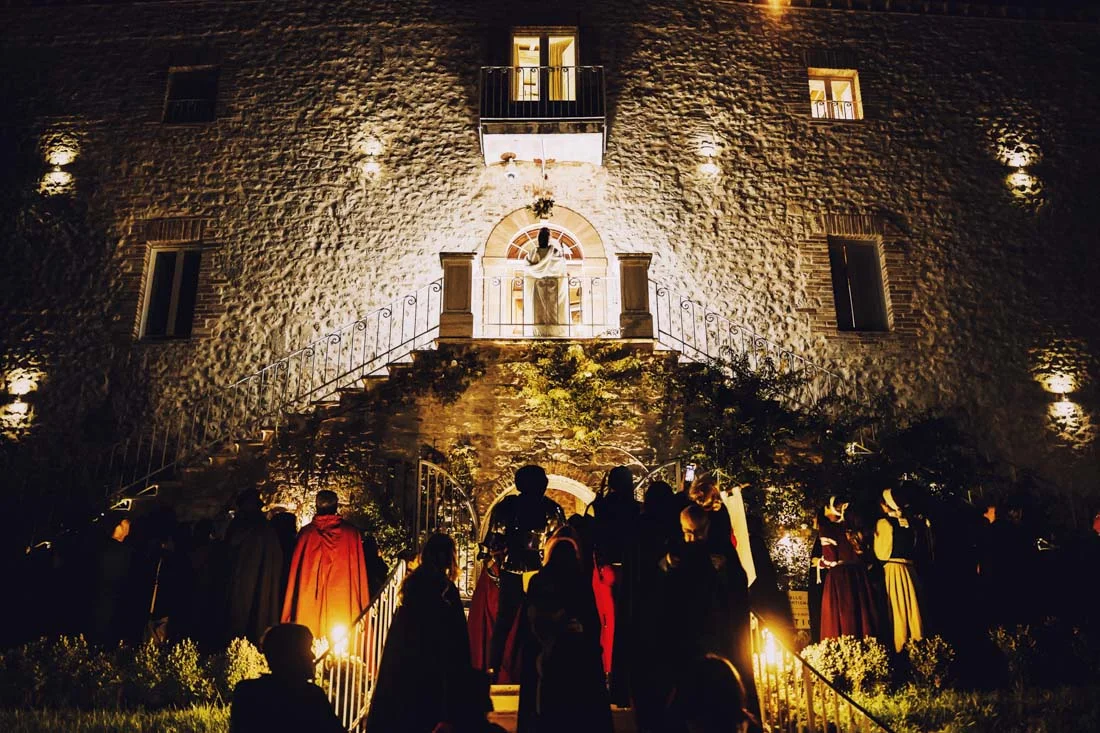 Medieval wedding Castello di Montignano Umbria