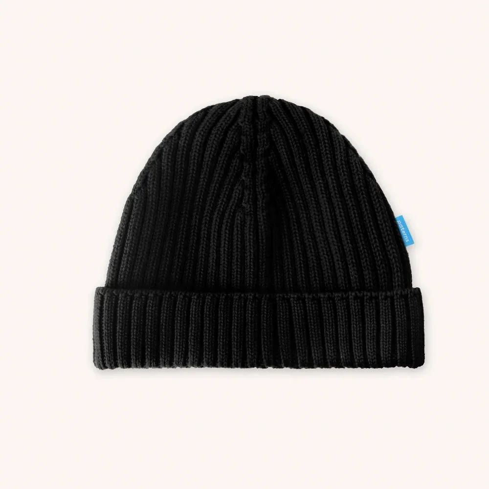 czapka-zlodziejka-z-welny-merino-czarna.jpg