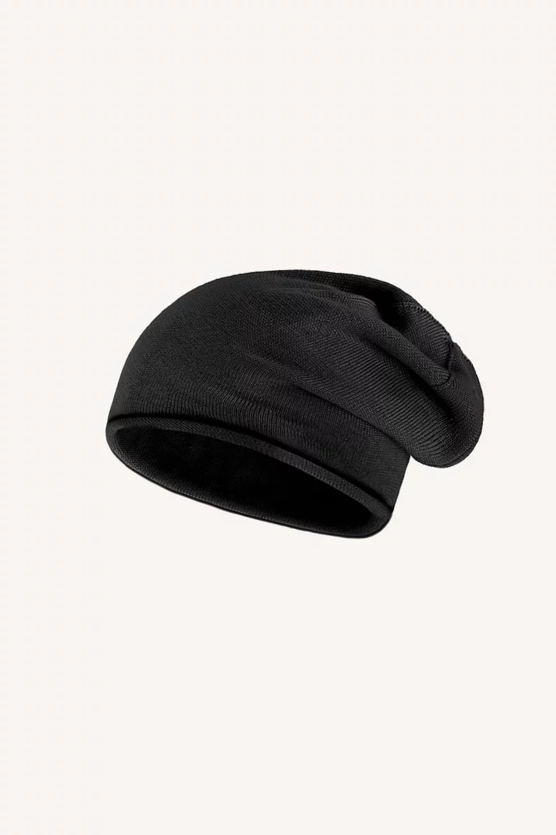 czapka-smerfetka-z-welny-merino-czarna.jpg