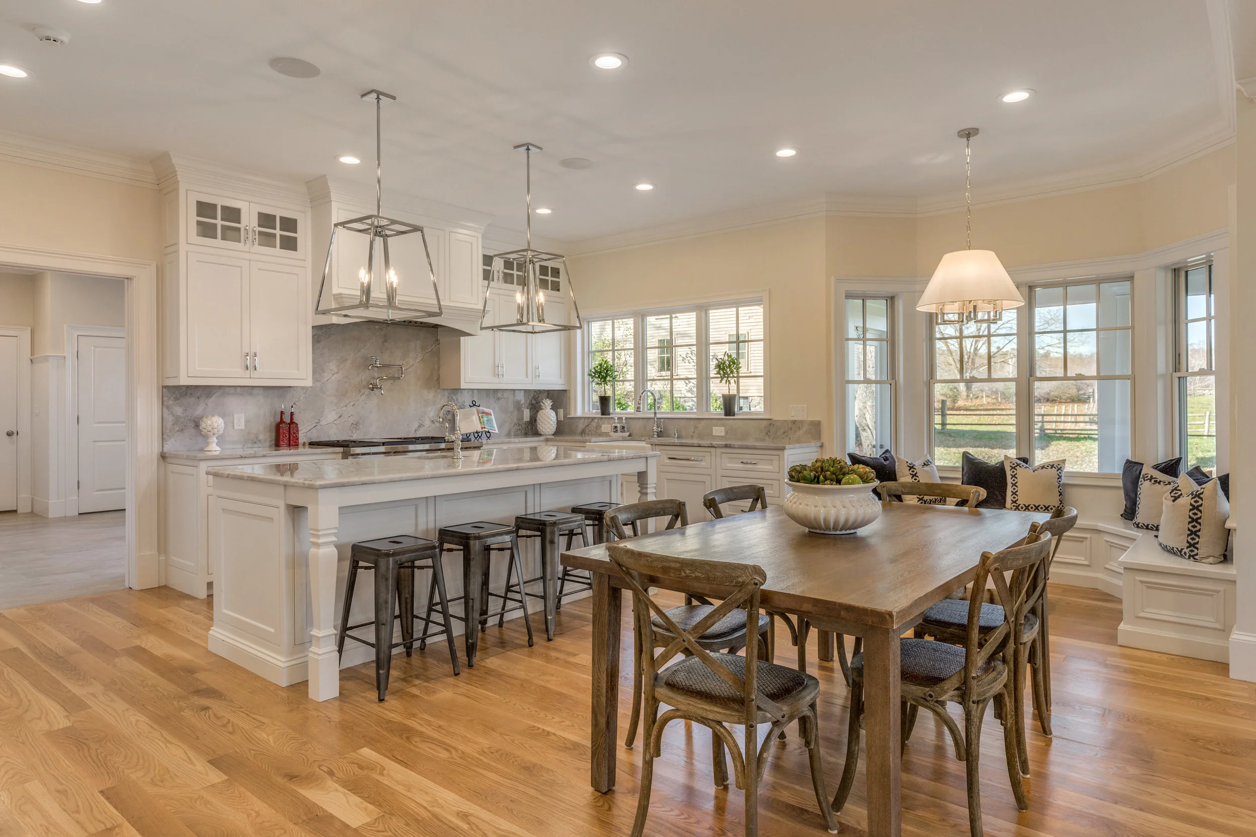 23_Dining_Area.jpg