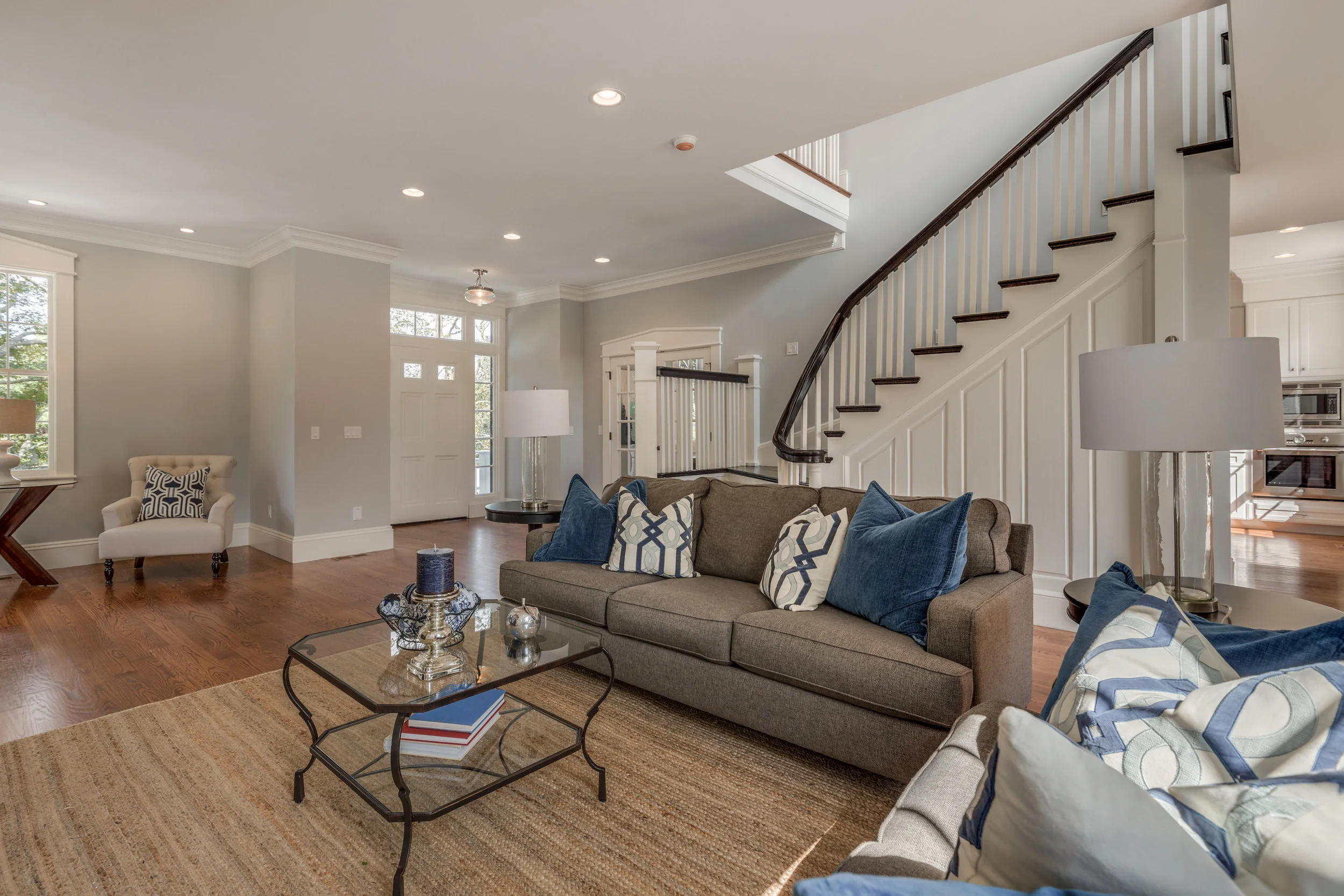 7_Living_Room-7.jpg