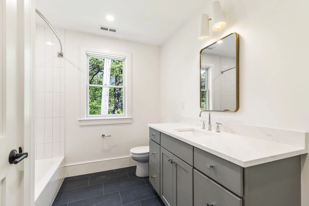 28_Bath-1.jpg