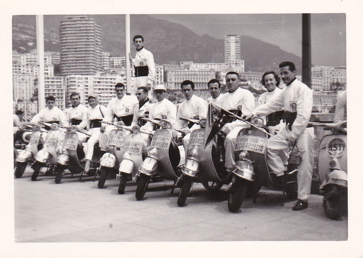 vespa club busto.jpg