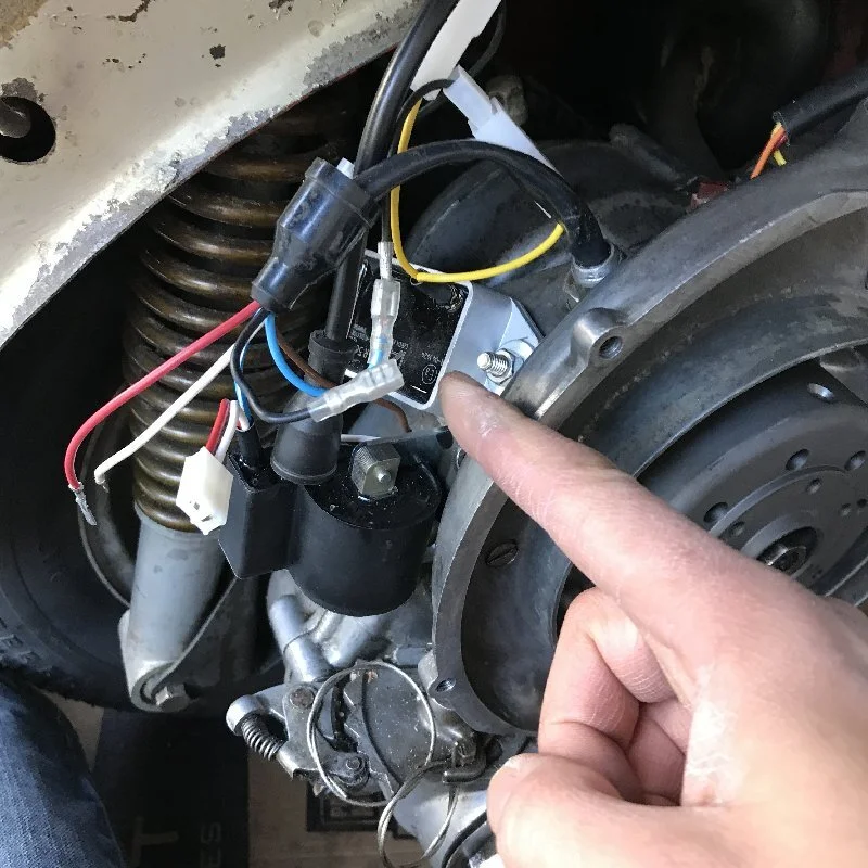 In the SIP Vape ignition — Veteran Vespa Club