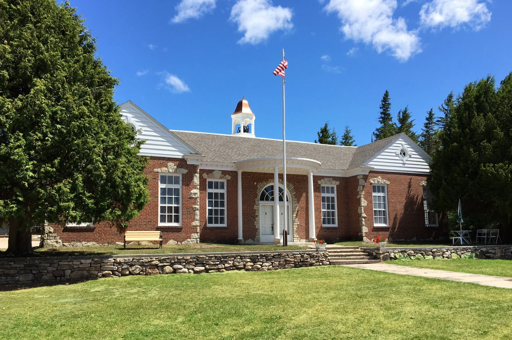 Hessel School House