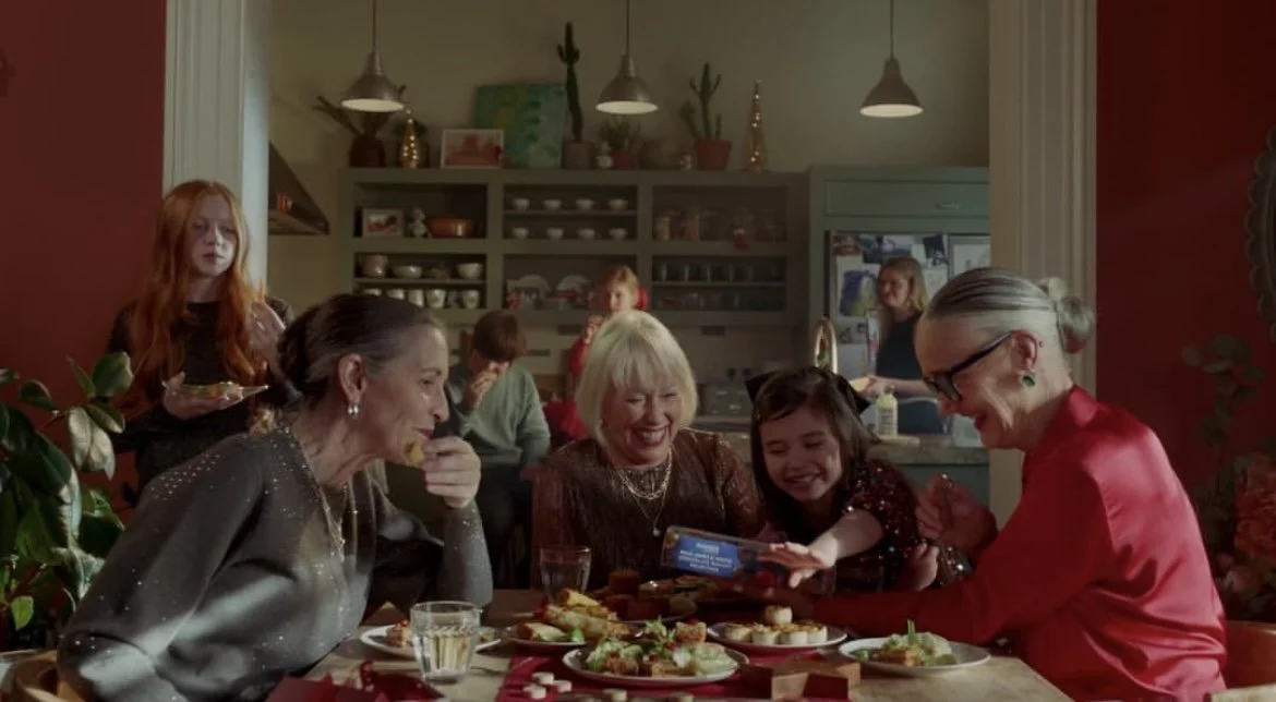  Dunnes Stores  Tiny Ark  Position: Art Director  Director: Leonn Ward  Dop: Olan Collardy 