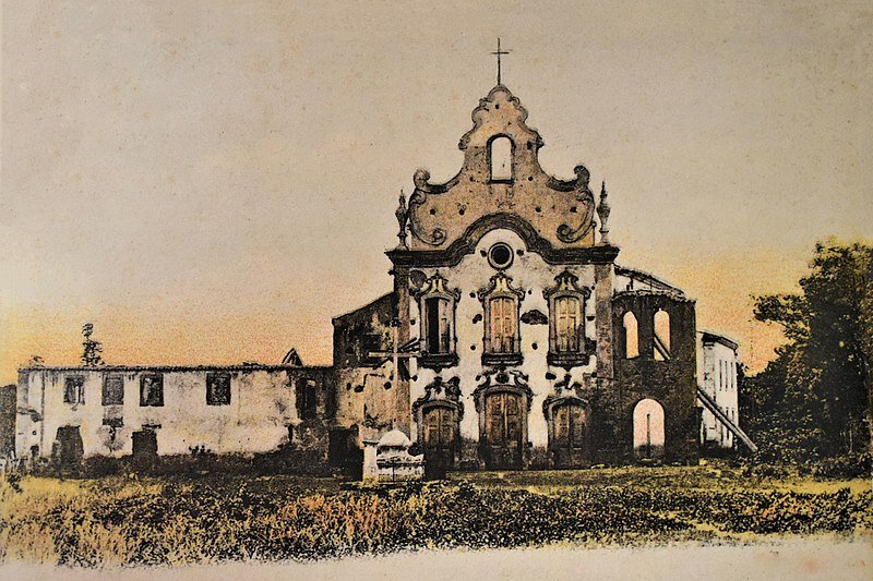 800px-Igreja_de_São_Miguel_-_Vila_de_Estremoz_1903.jpg