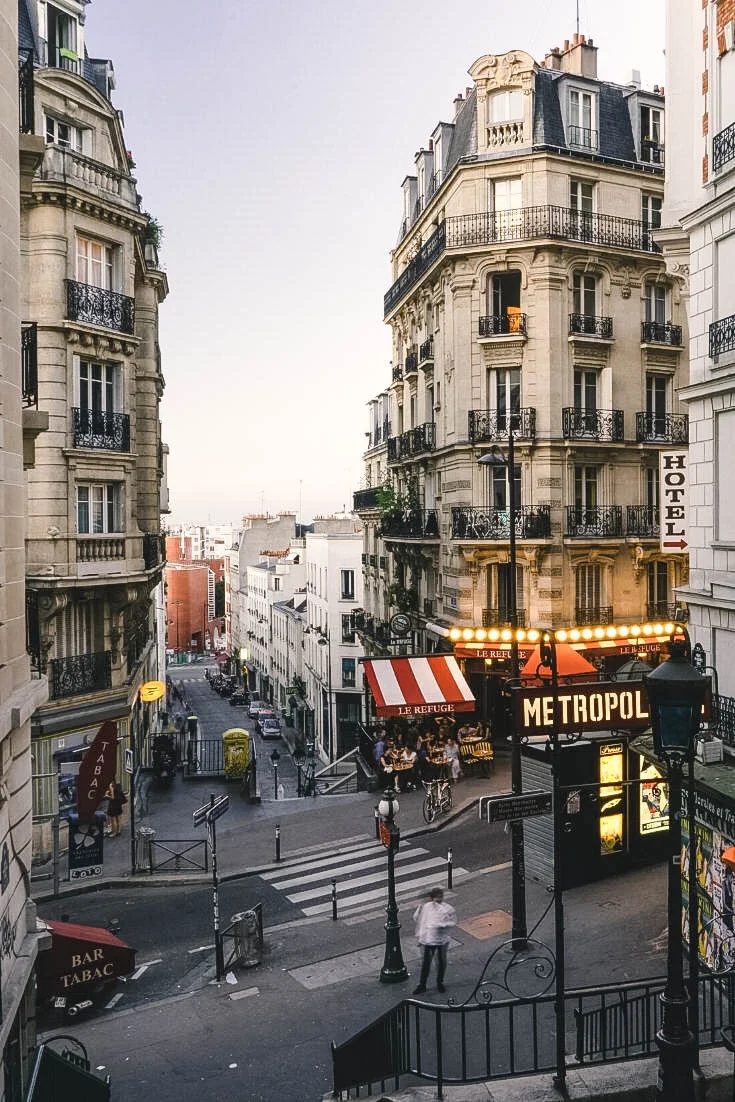 7 Reasons to Live in PARIS for a Month as a DIGITAL NOMAD
