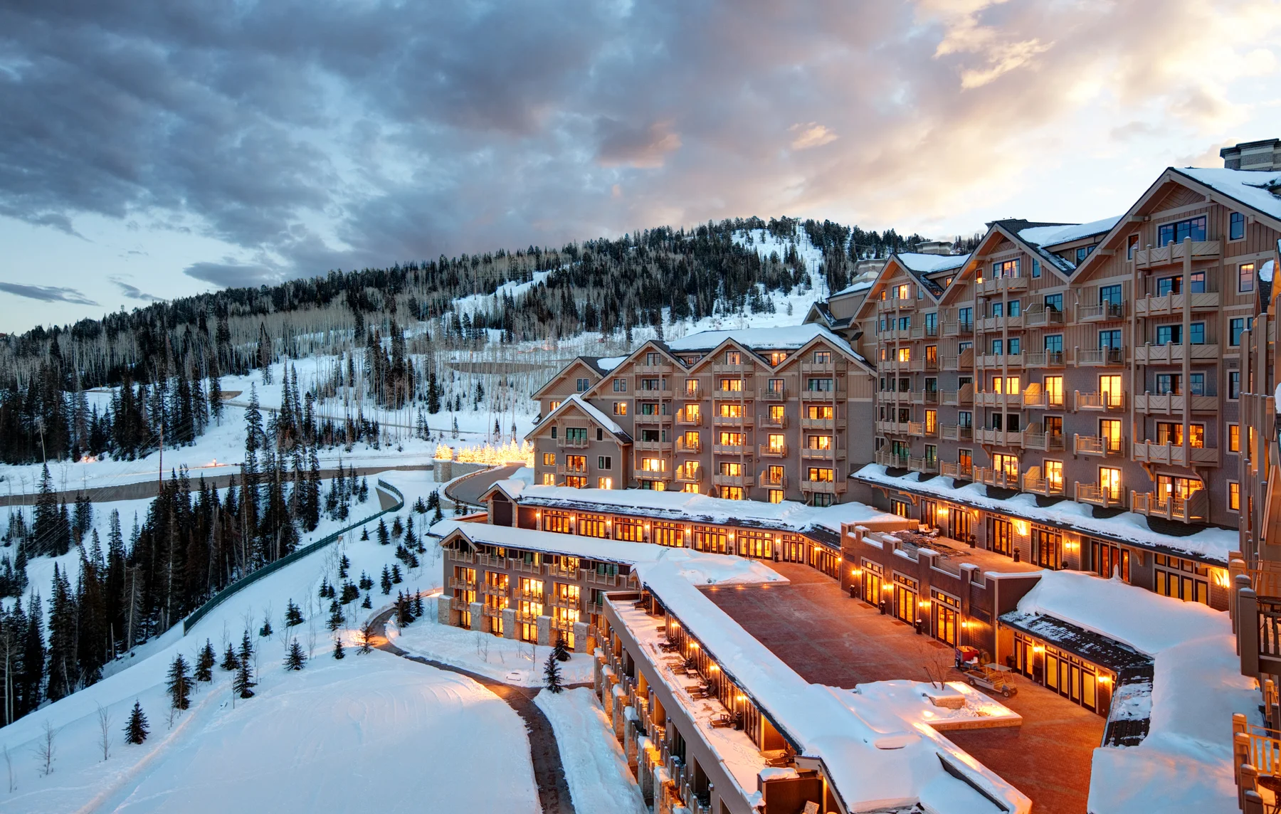 Montage Deer Valley opened in December 2010 as the first ski resort operating under the Montage brand. The 980,000 square foot resort includes 154 guestrooms, 81 residences, ski-in & ski-out access, the largest spa in Utah, five dining options, and a host of other amenities. Montage Deer Valley was the first LEED-certified resort in Utah. Ohana assumed oversight responsibility in 2009. EXPLORE SITE >