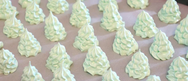 Awesome Meringues
