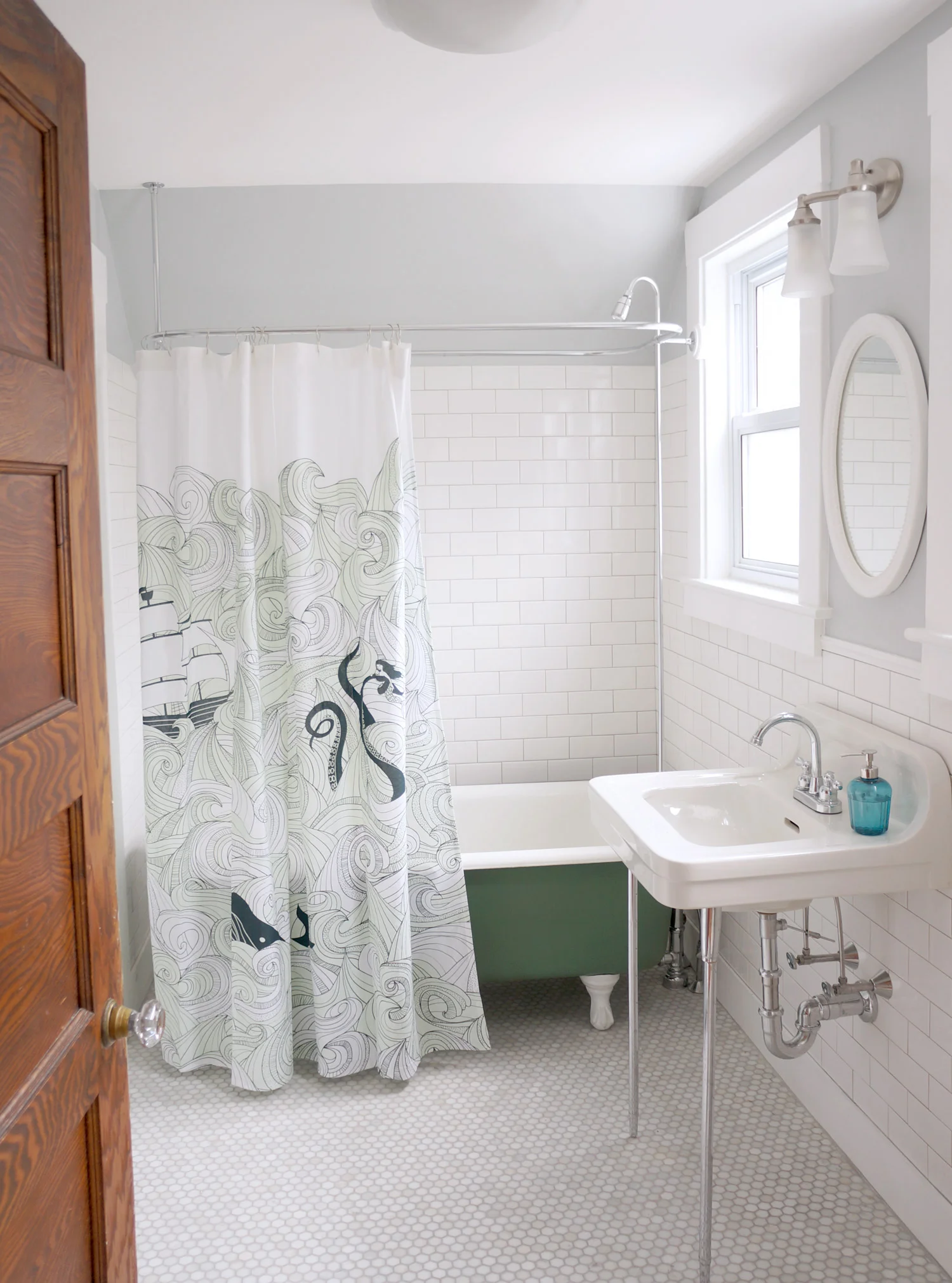 Millie-bath-After-Houzz1.jpg