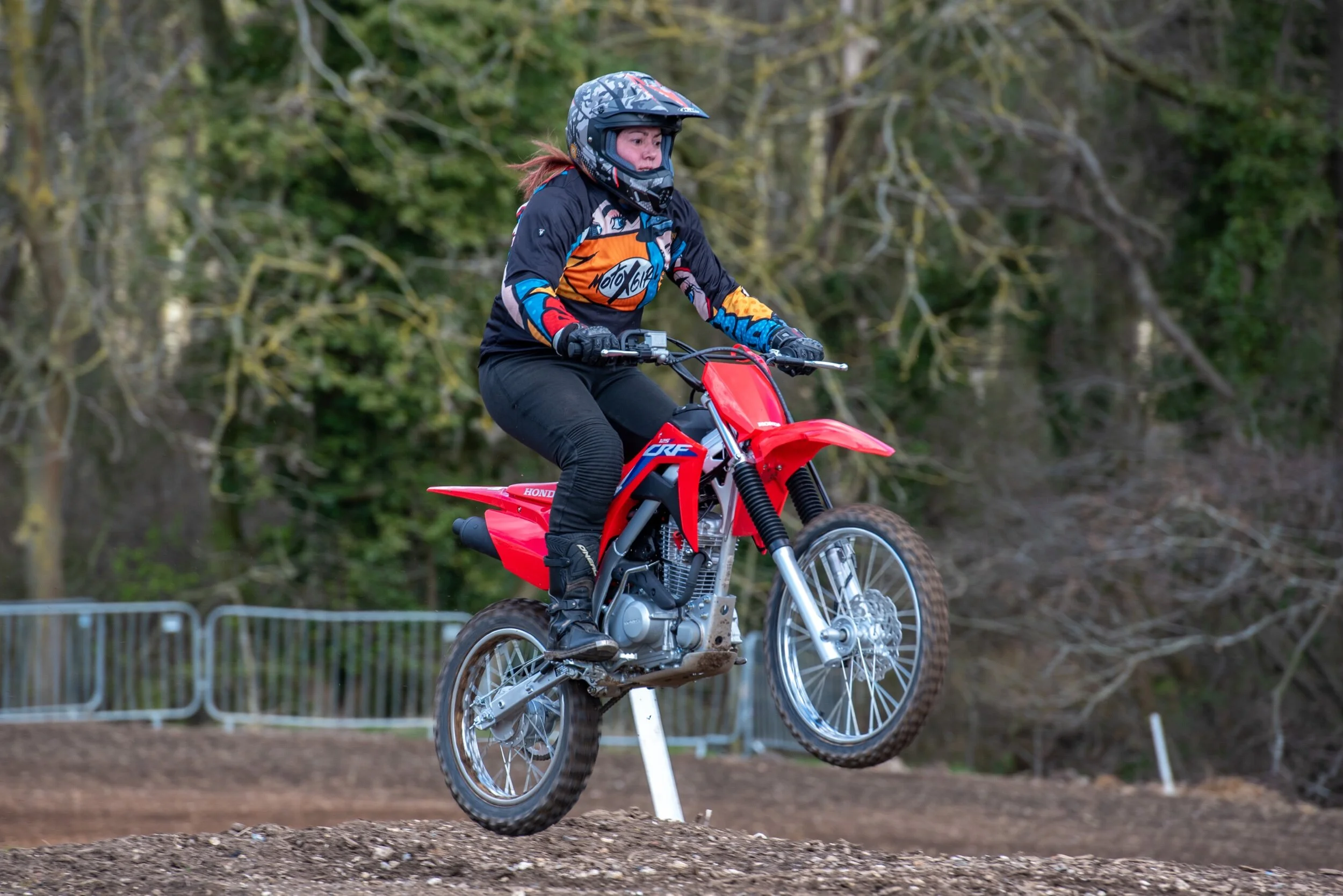 2F9015F7-7AFB-4DDD-A5FE-25A70819AE5F