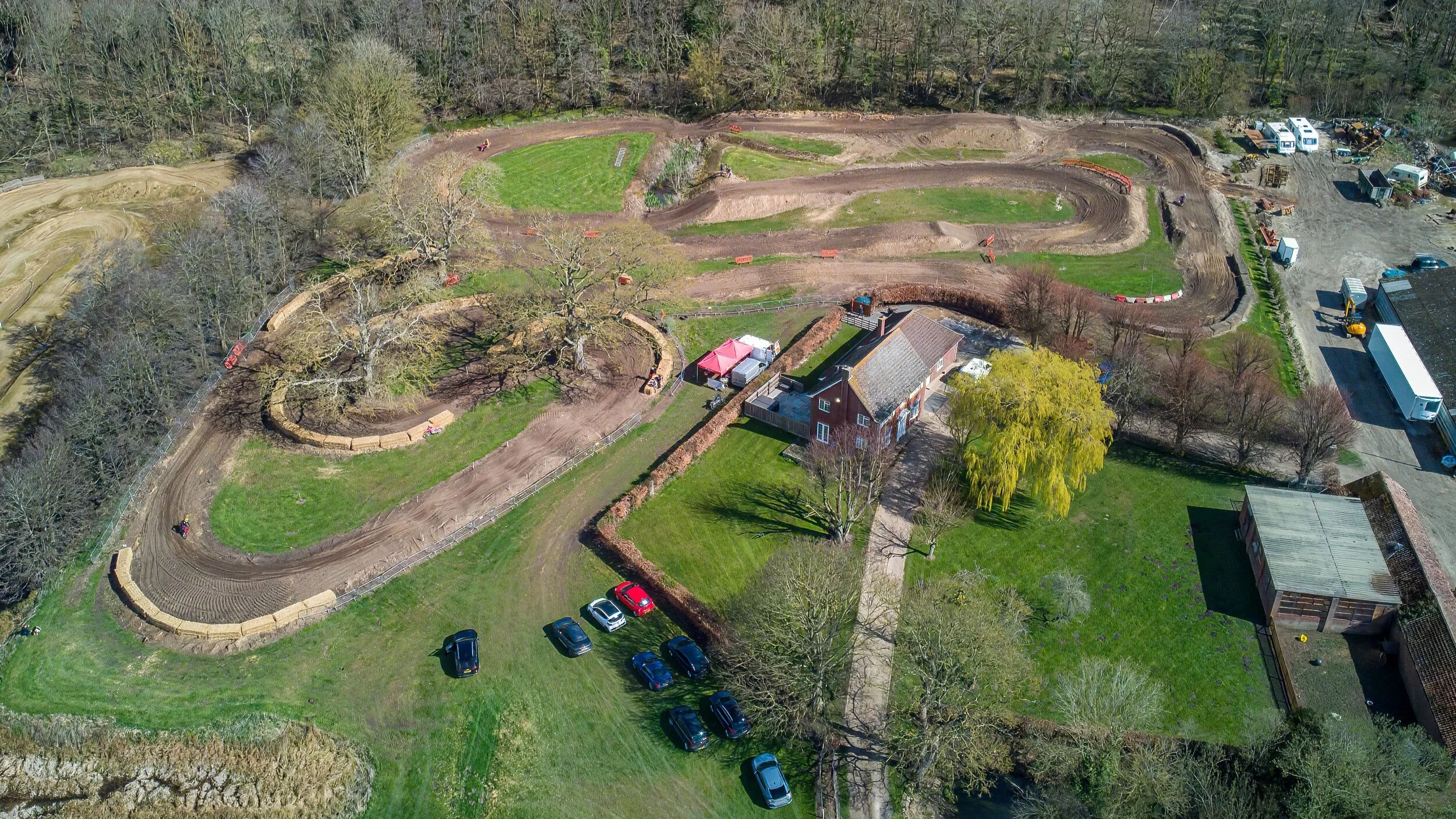 A7175CCF-D5EC-48C4-8319-DC9ABEB19804