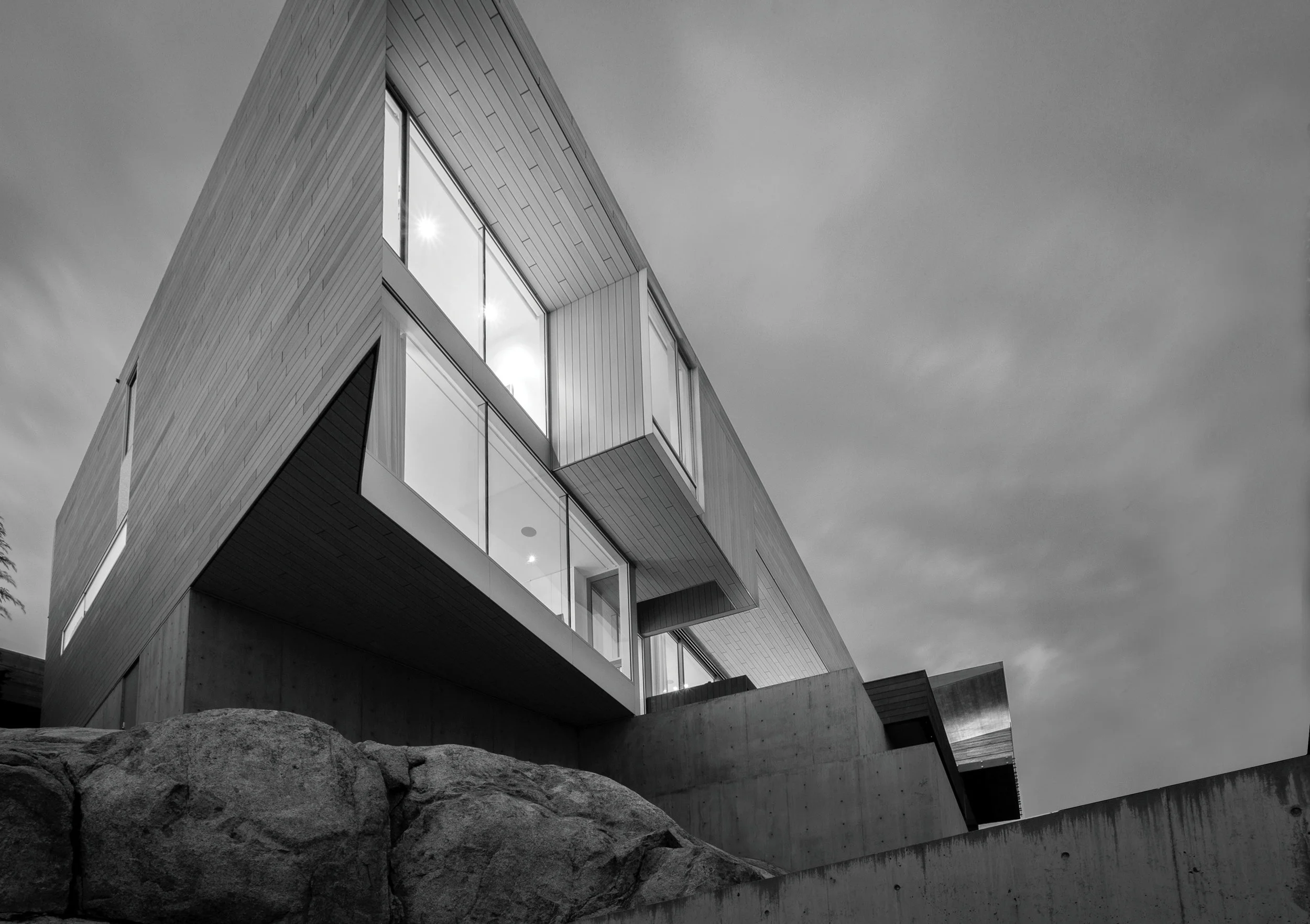sunset_frontcover_bw.jpg