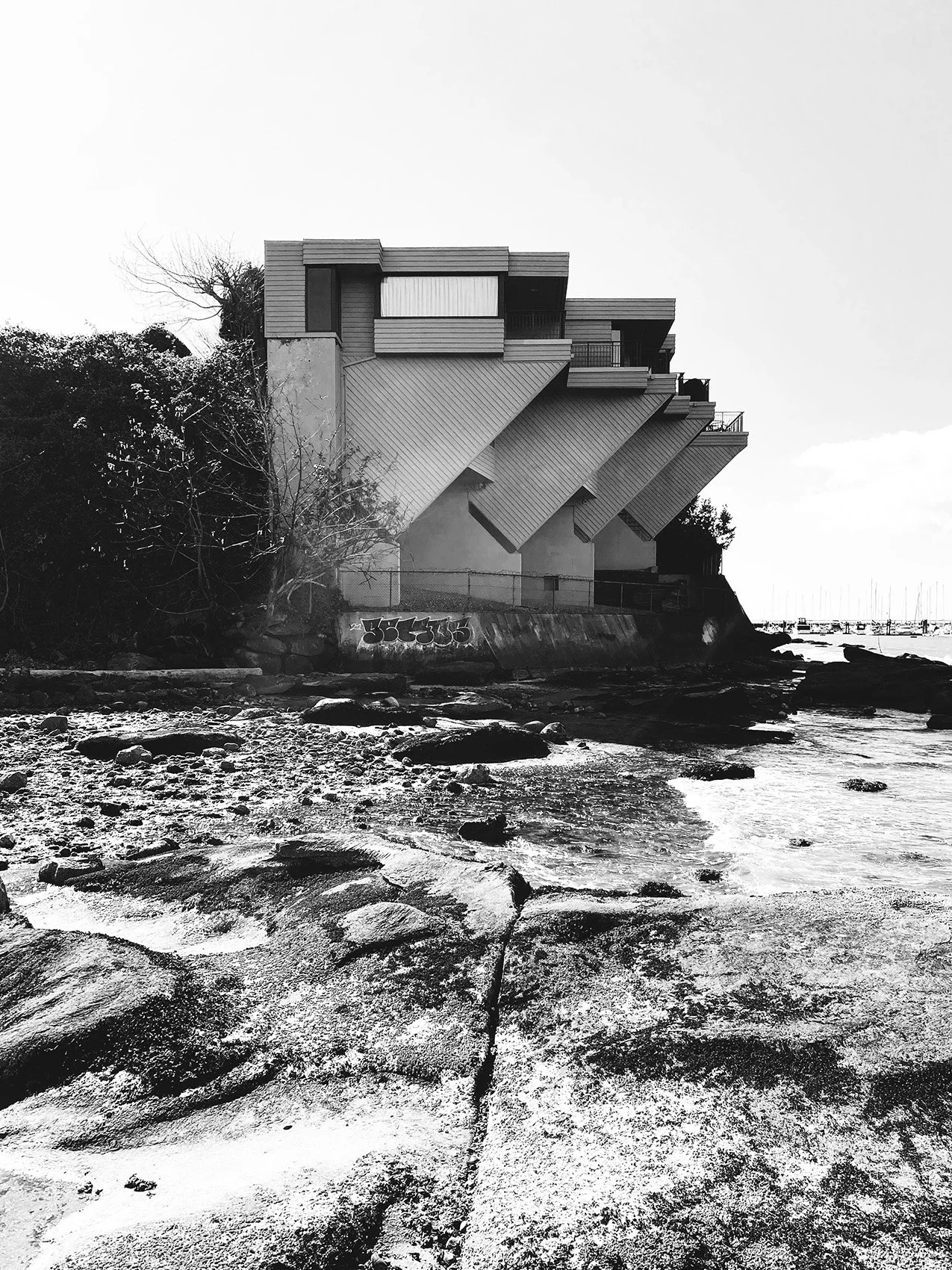 Narod-House-1-Van_Ron-Thom_SGairns-2021.jpg