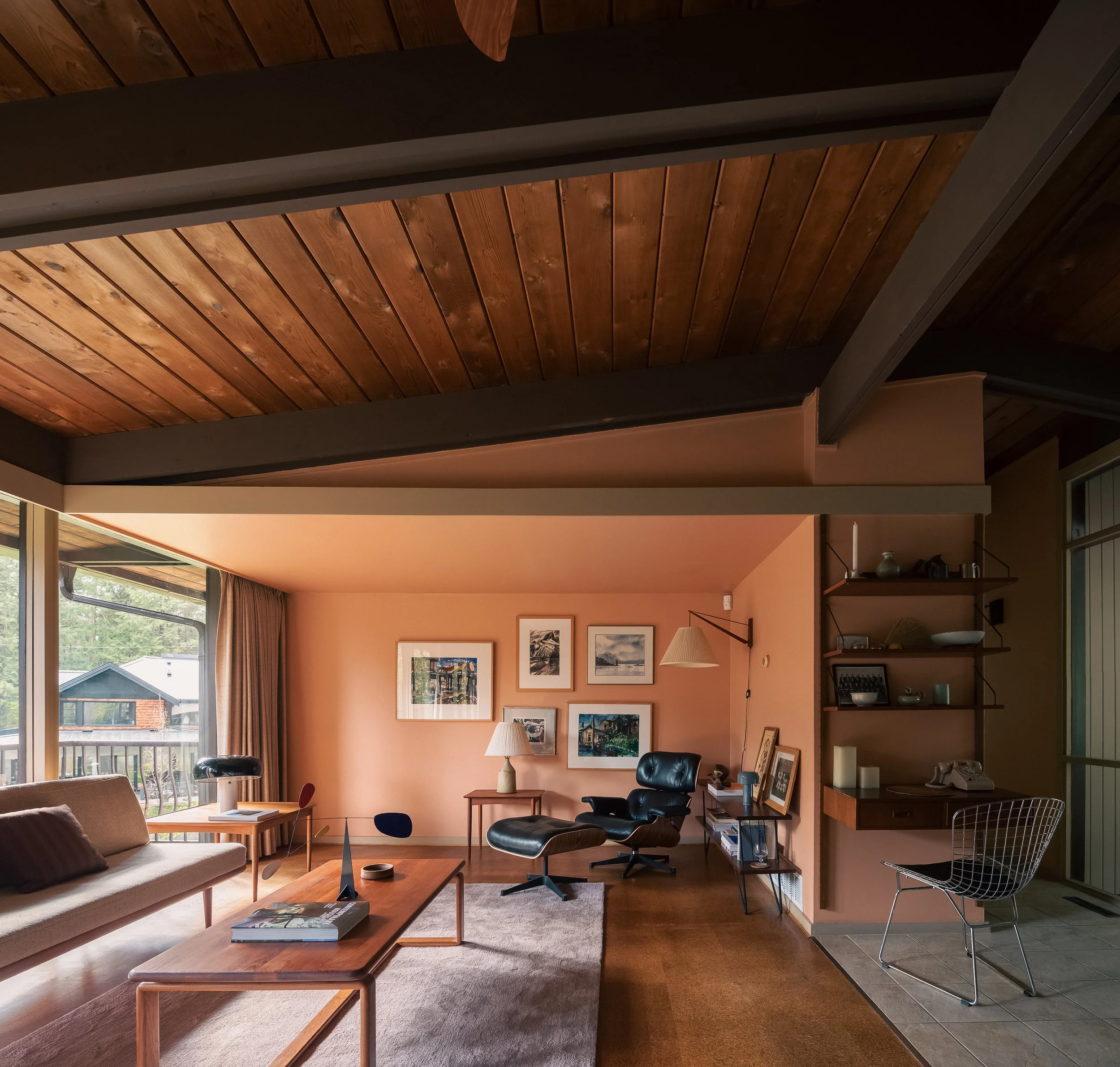 4249-Capilano-Rd-North-Vancouver-TWSC-056.jpg