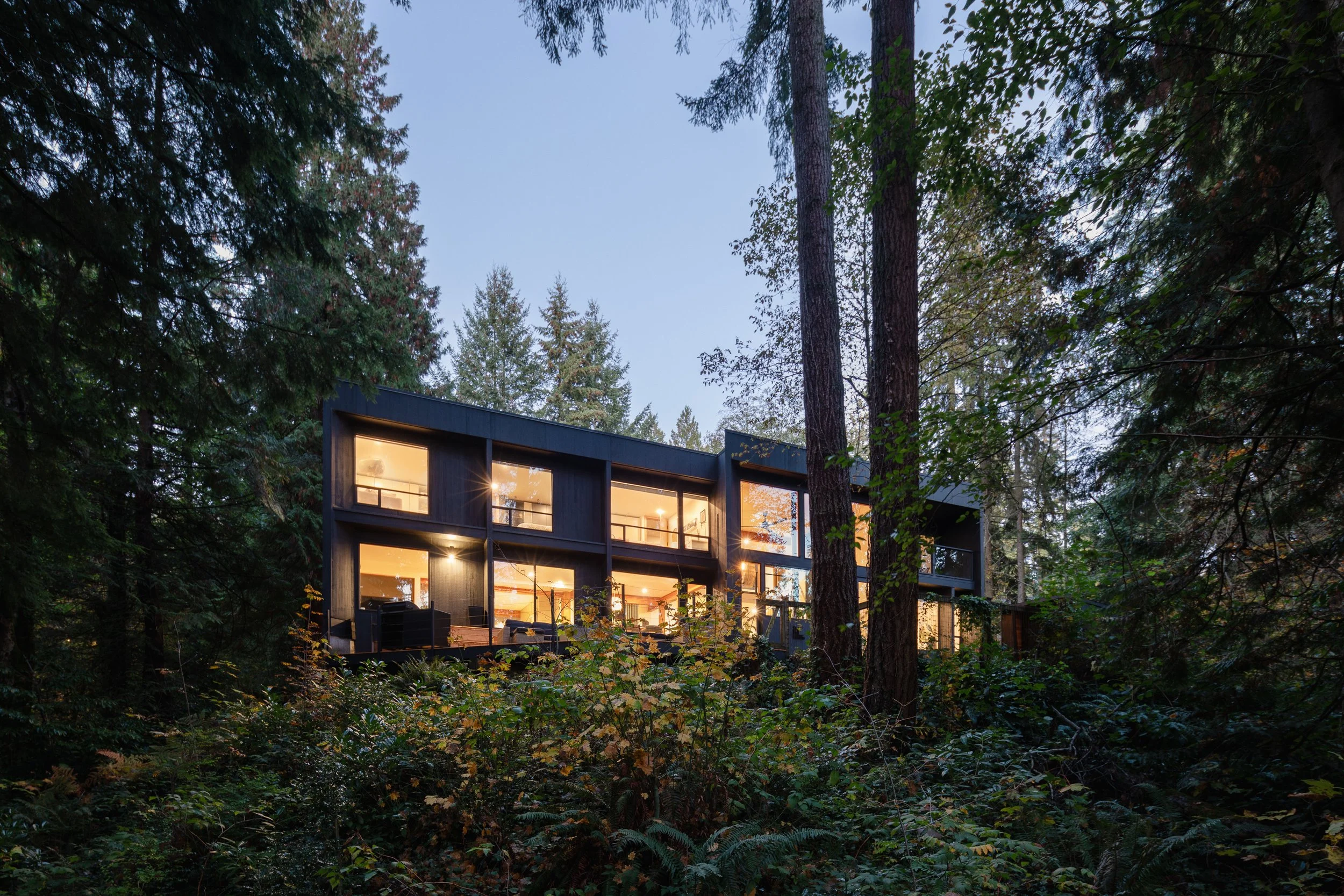 4069-Madeley-Rd-North-Vancouver-2024-TWSC-098.jpg