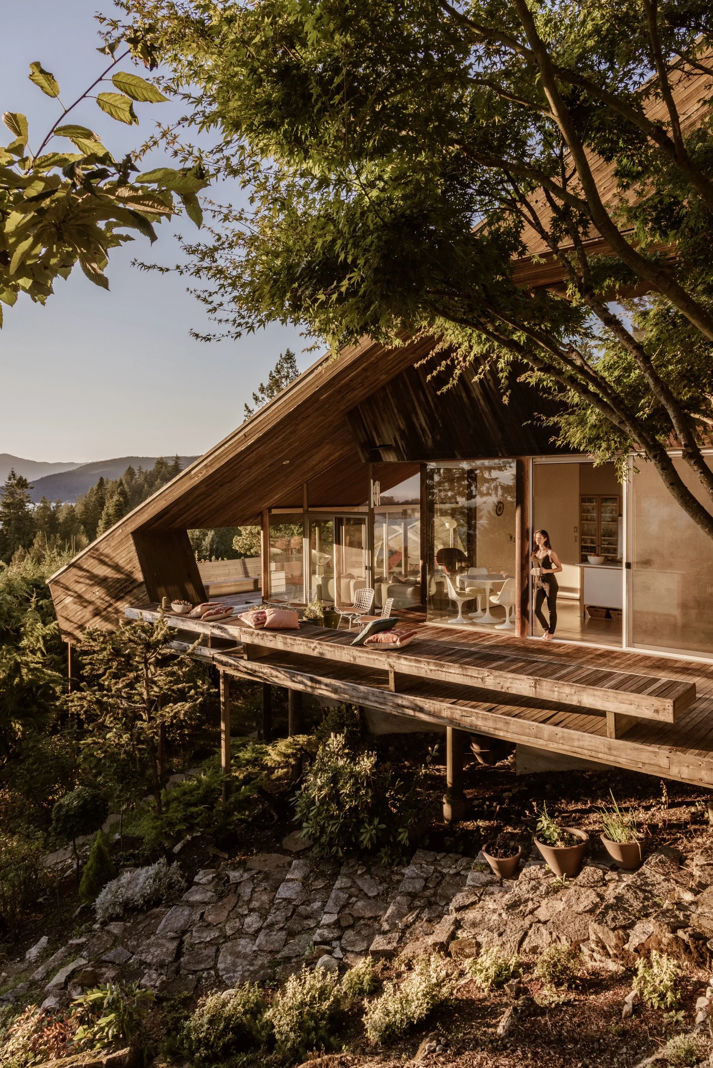 CB West Coast Modern Catton HIRES 2021-09-23 016.jpeg