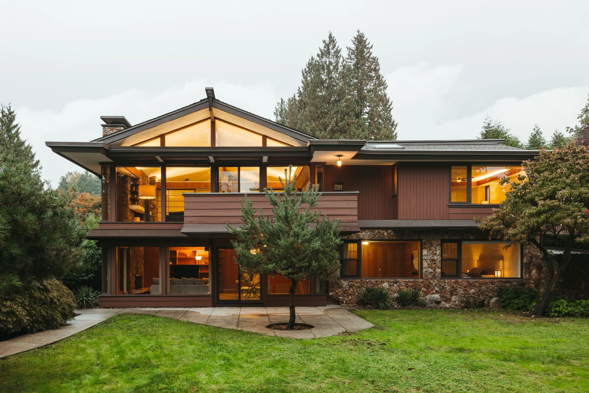 L1250096-HDR copy.jpg