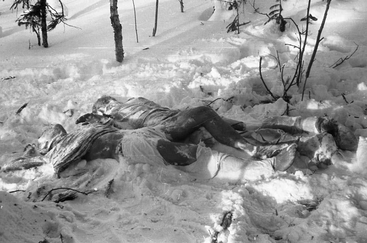 Bodies of Krivonischenko and Doroshenko; Photo taken by Soviet authorities.