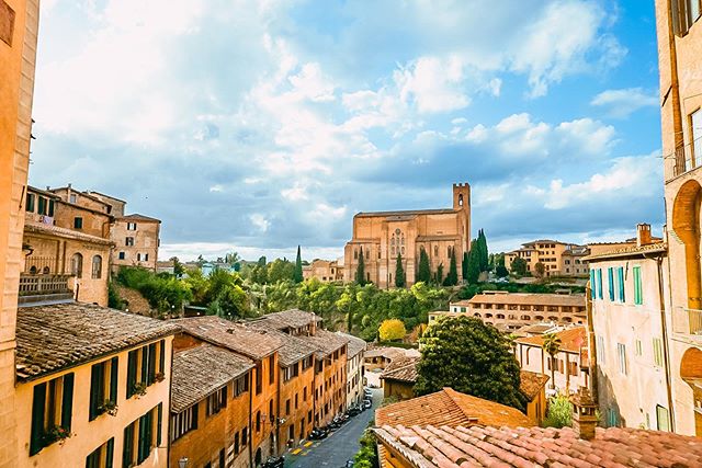 San Domenico church giving Siena&rsquo;s farewell on the way out of town #tuscany #italy