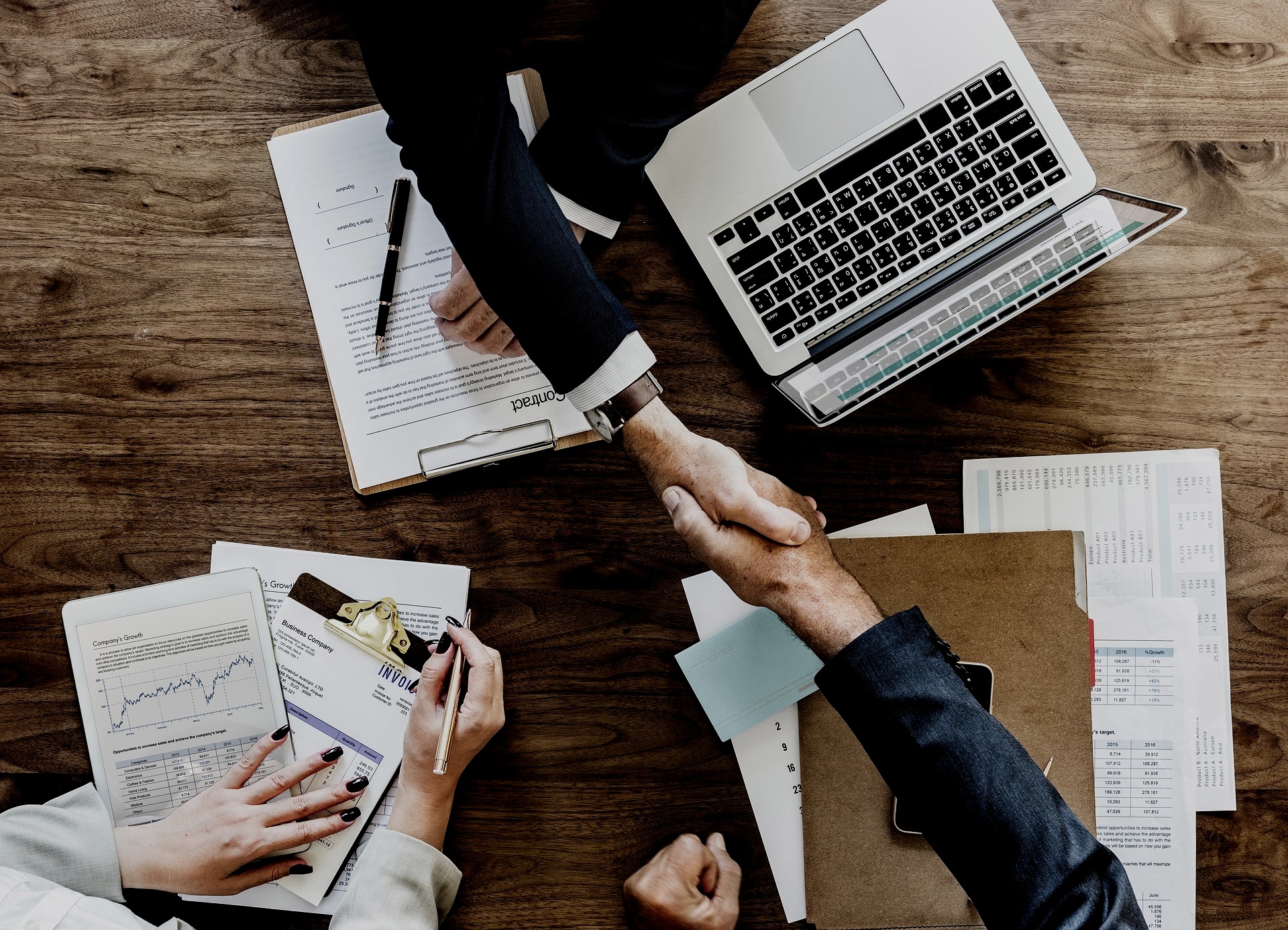 business-3152586_1920.jpg