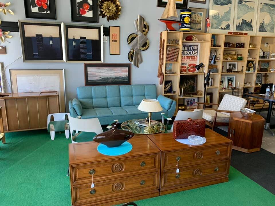 ヴィンテージ自転車とmodern furnitureのお店 palms