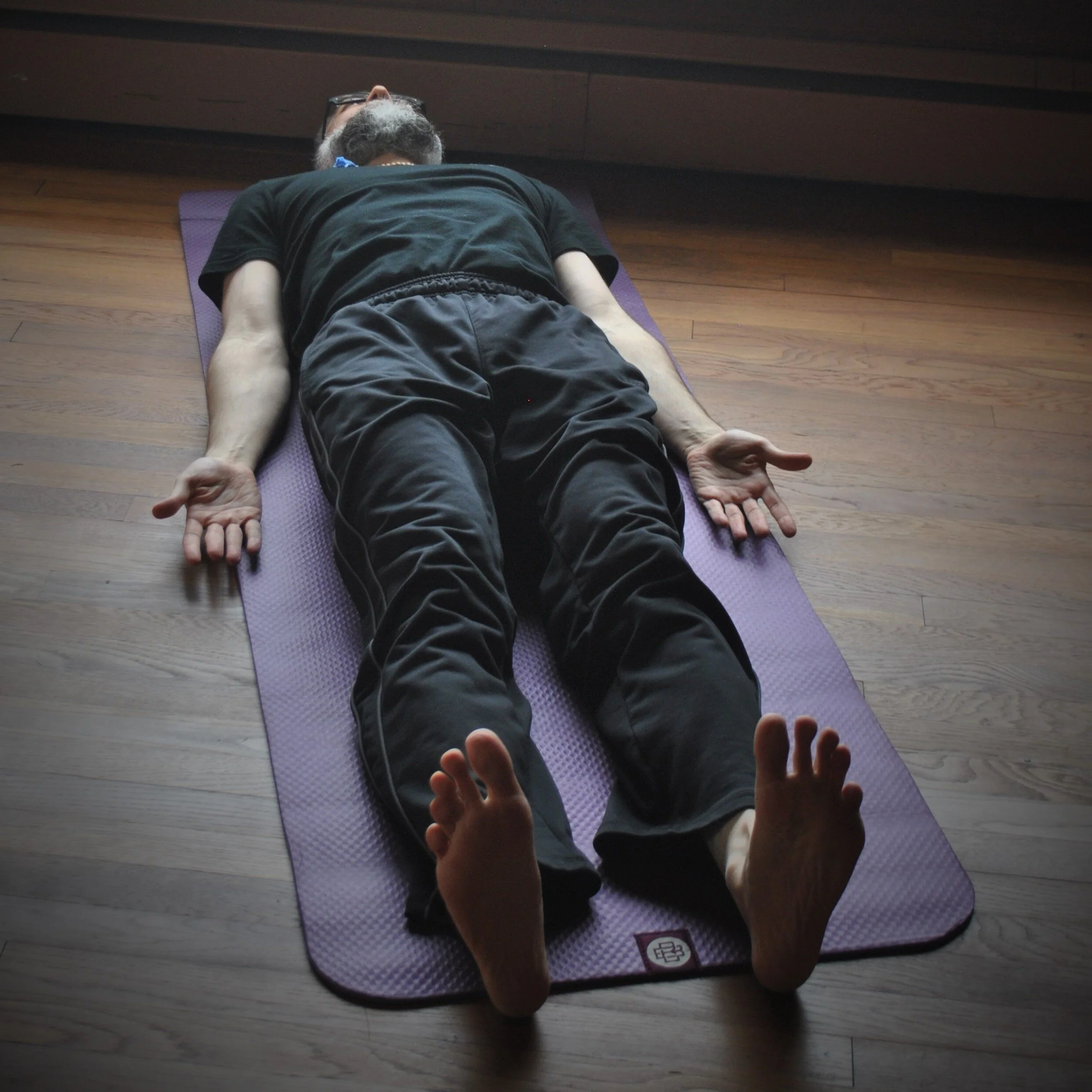 "RELAX YOUR BODY" - LIVE ONLINE GUIDED RELAXATION